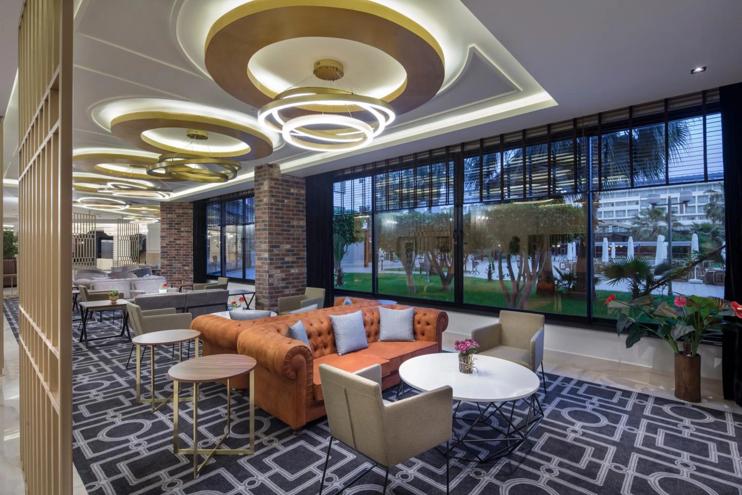 Royal Garden Beach Hotel