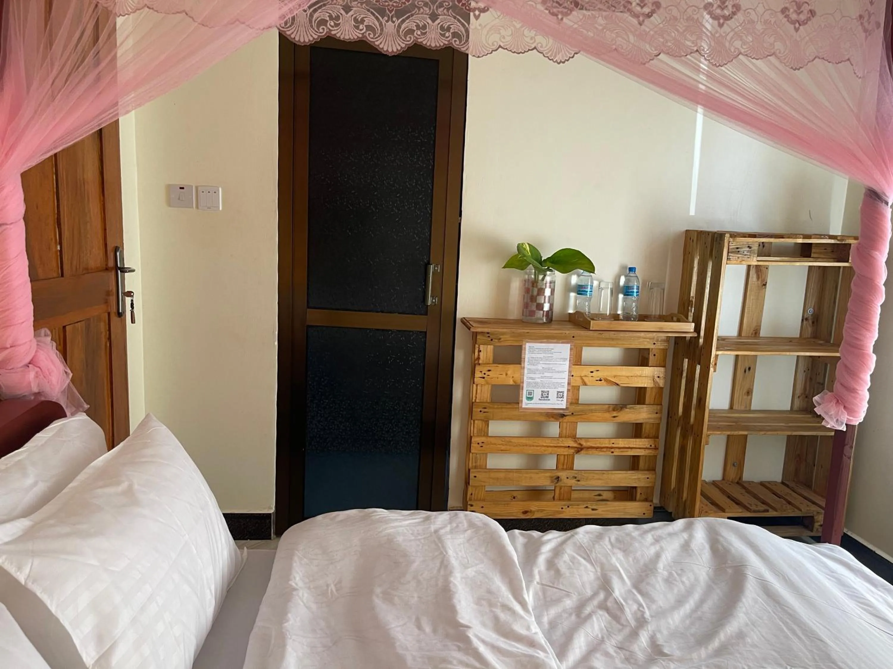 Photo of the whole room, Bed in Home Villa Eco Boutique