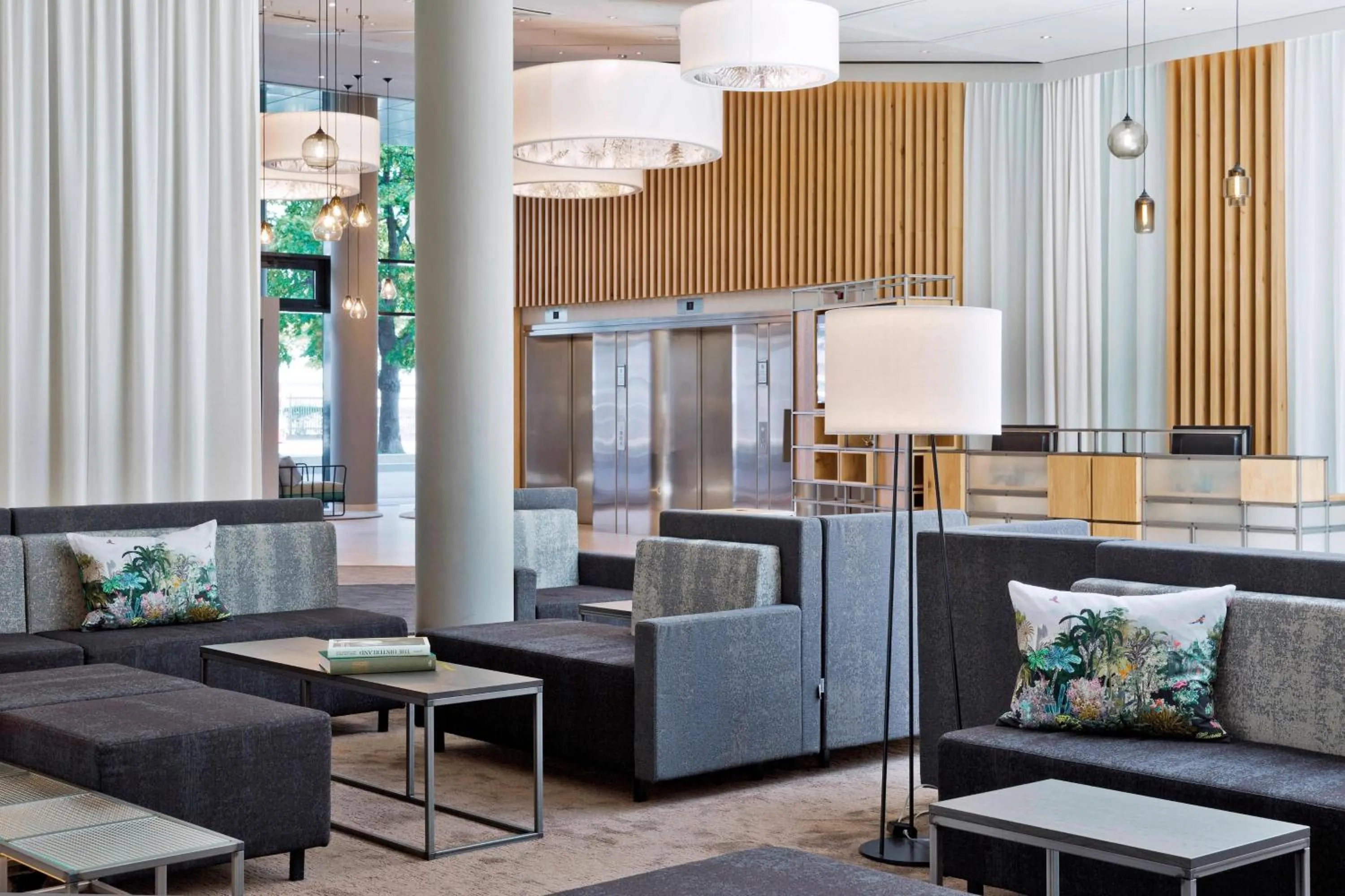 Lobby or reception in Courtyard by Marriott Vienna Prater/Messe