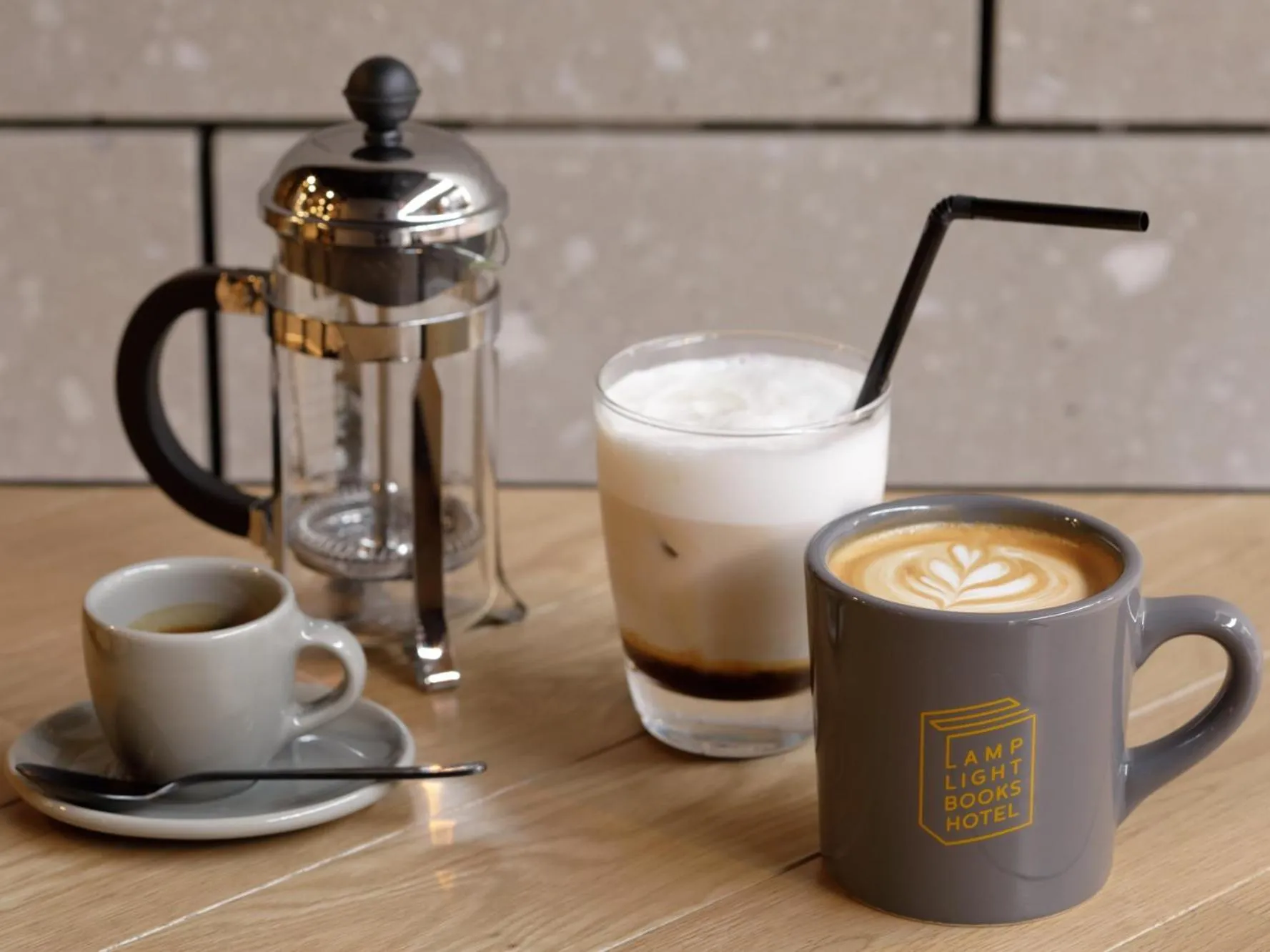 Drinks in LAMP LIGHT BOOKS HOTEL sapporo