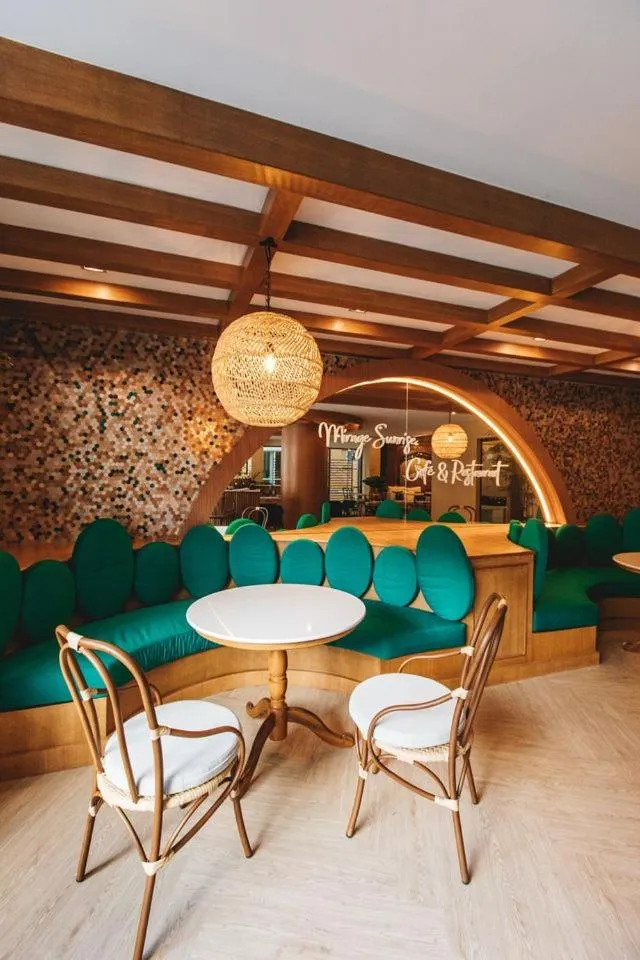 Restaurant/places to eat in The Proud Rawai Resort