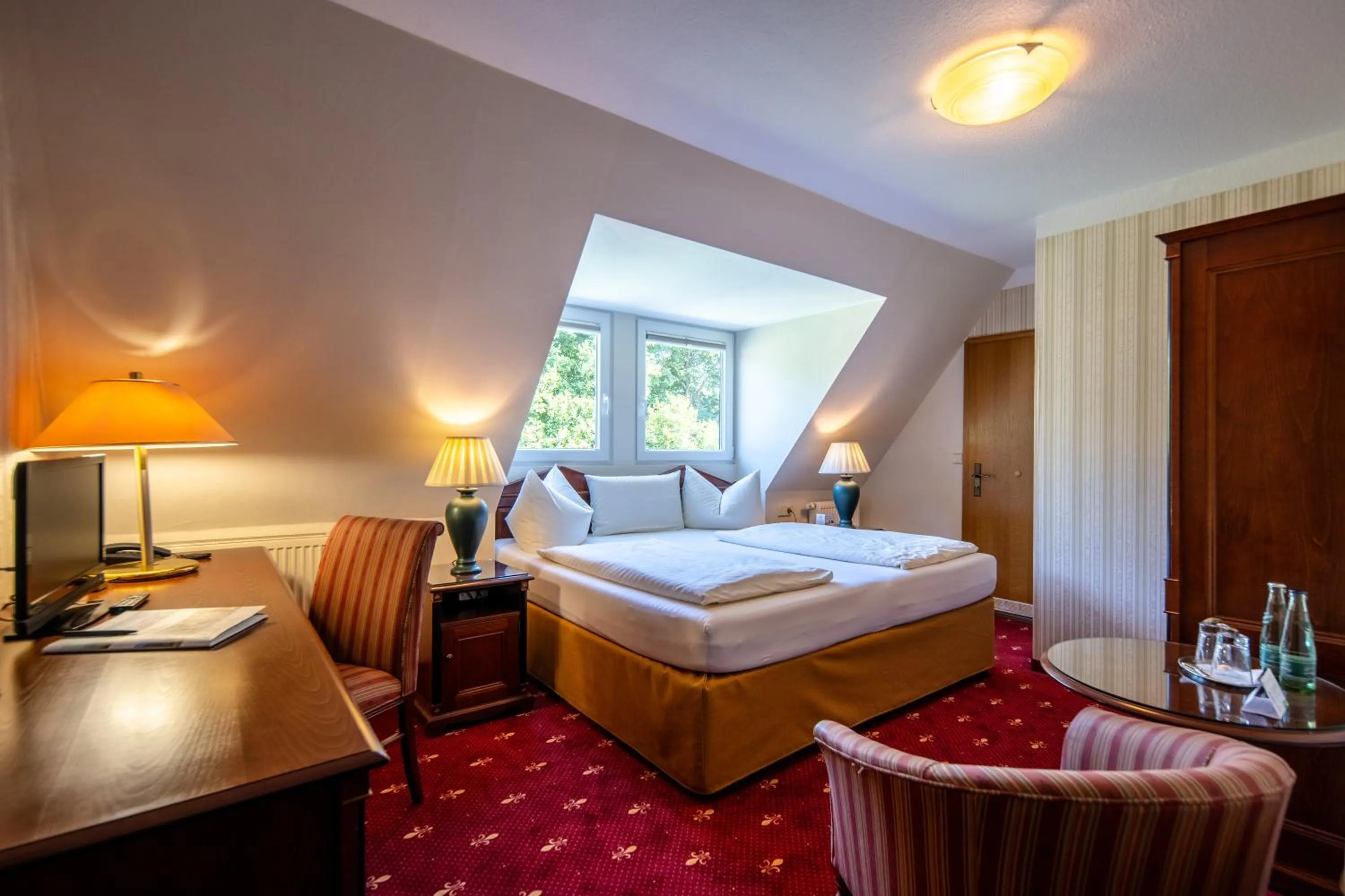 Photo of the whole room, Bed in Flair Hotel Villa Ilske