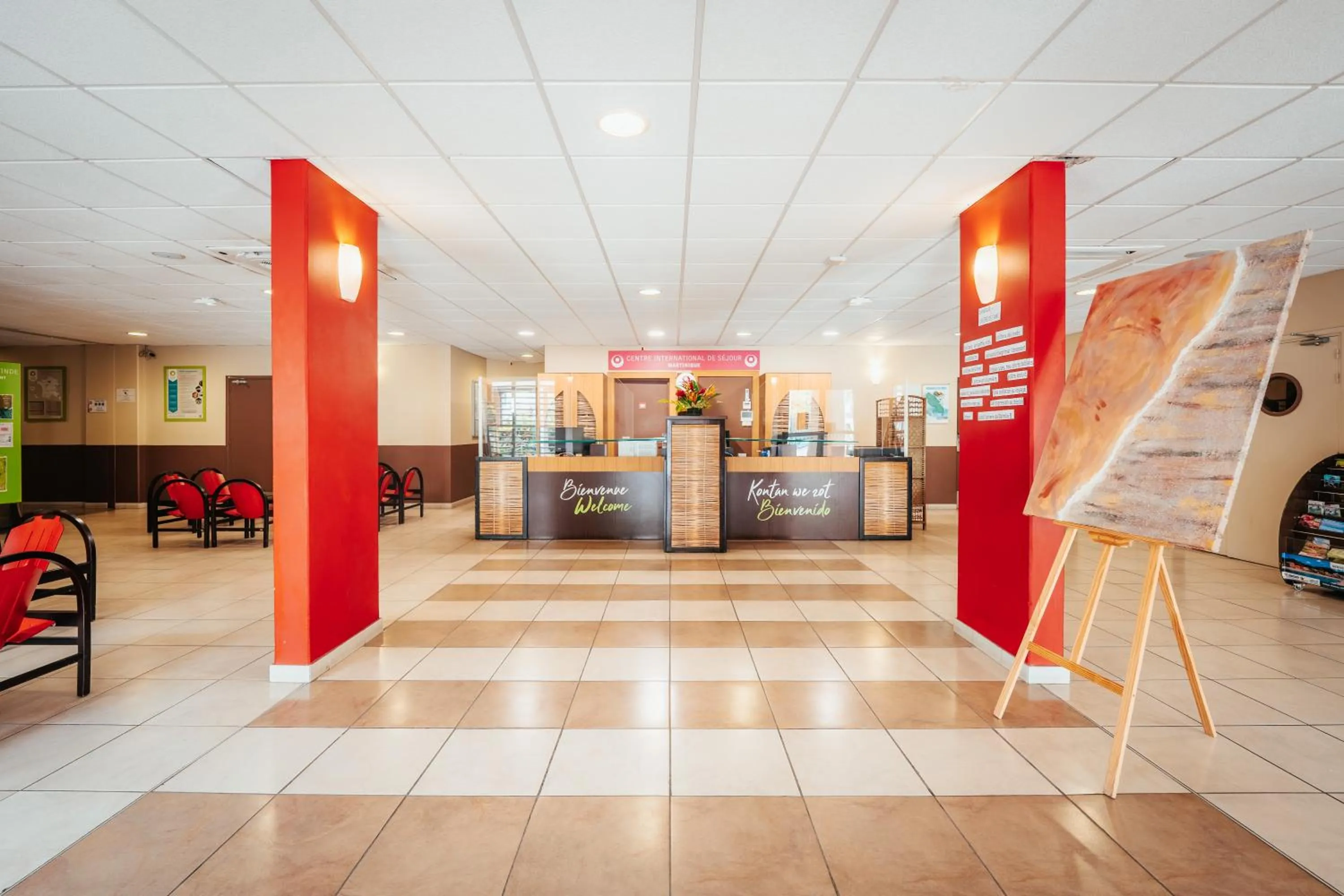 Communal lounge/ TV room in Centre International de Sejour