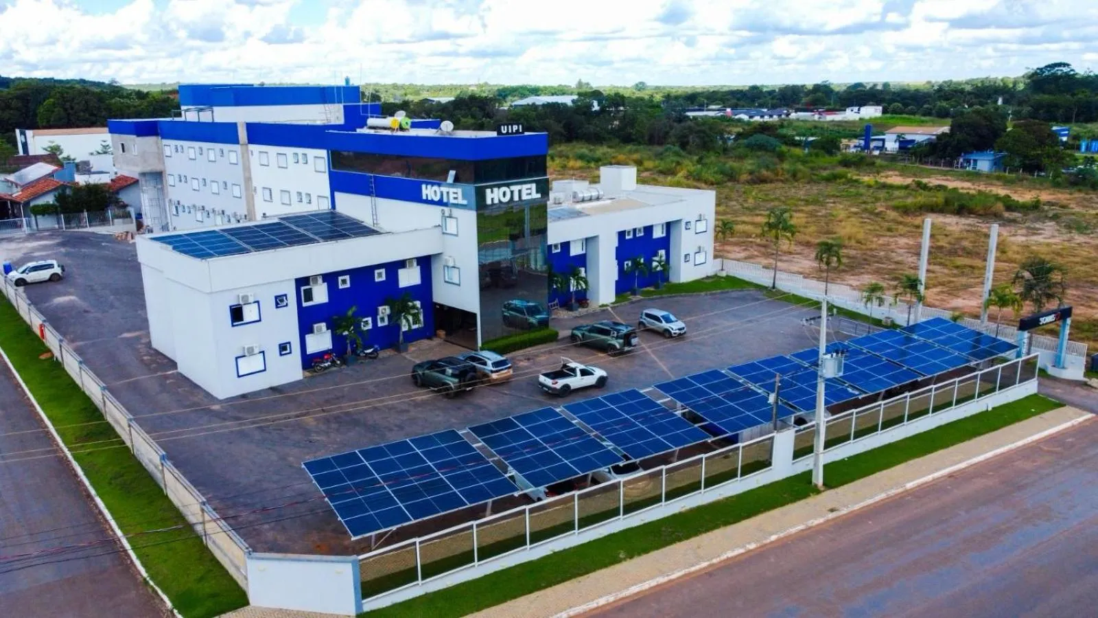 Property building in Hotel Uipi