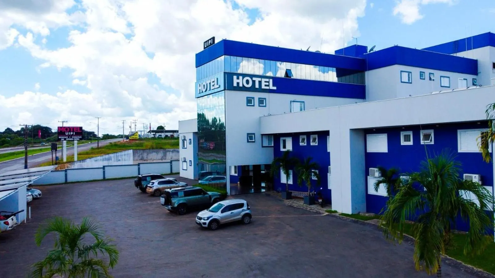 Property building in Hotel Uipi