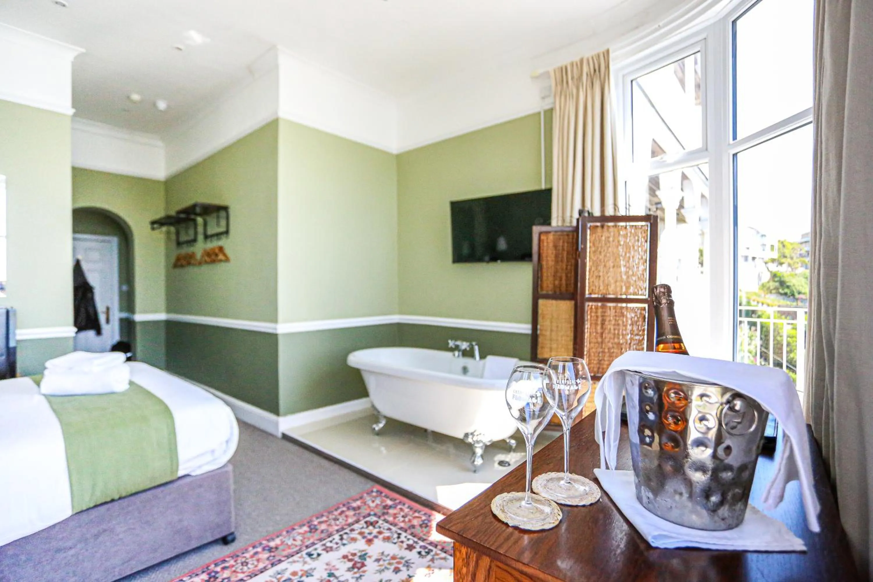 The Wellington Hotel