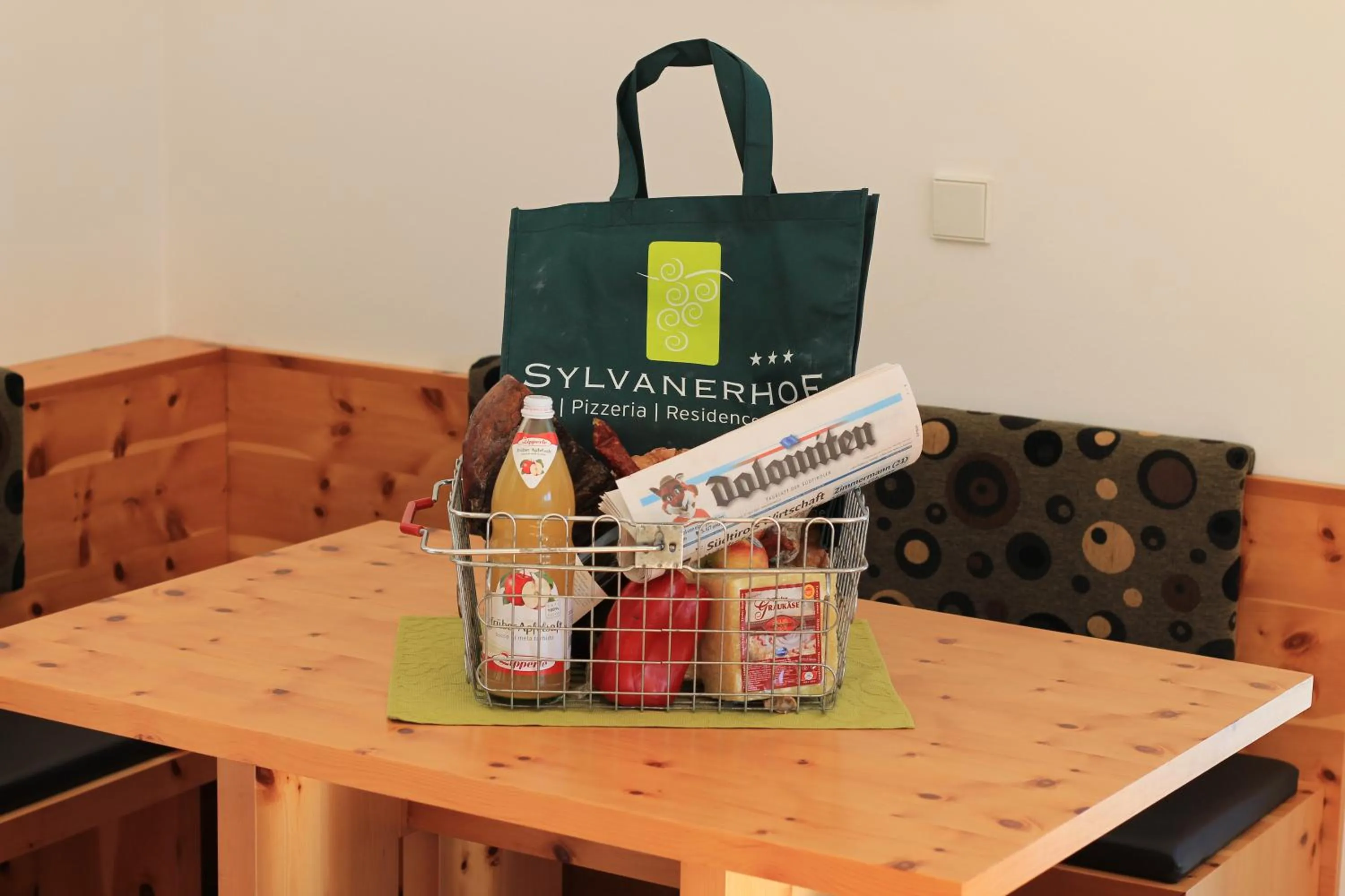 Dining area in Residence Bar Pizzeria Sylvanerhof