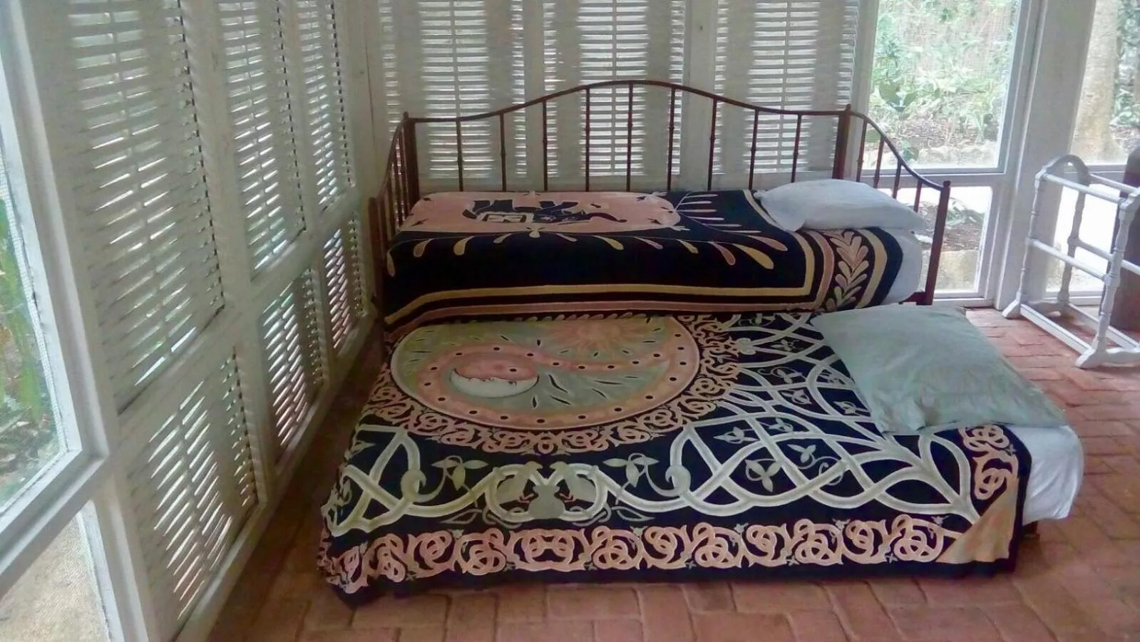 bunk bed, Bed in Tingalaya's Retreat