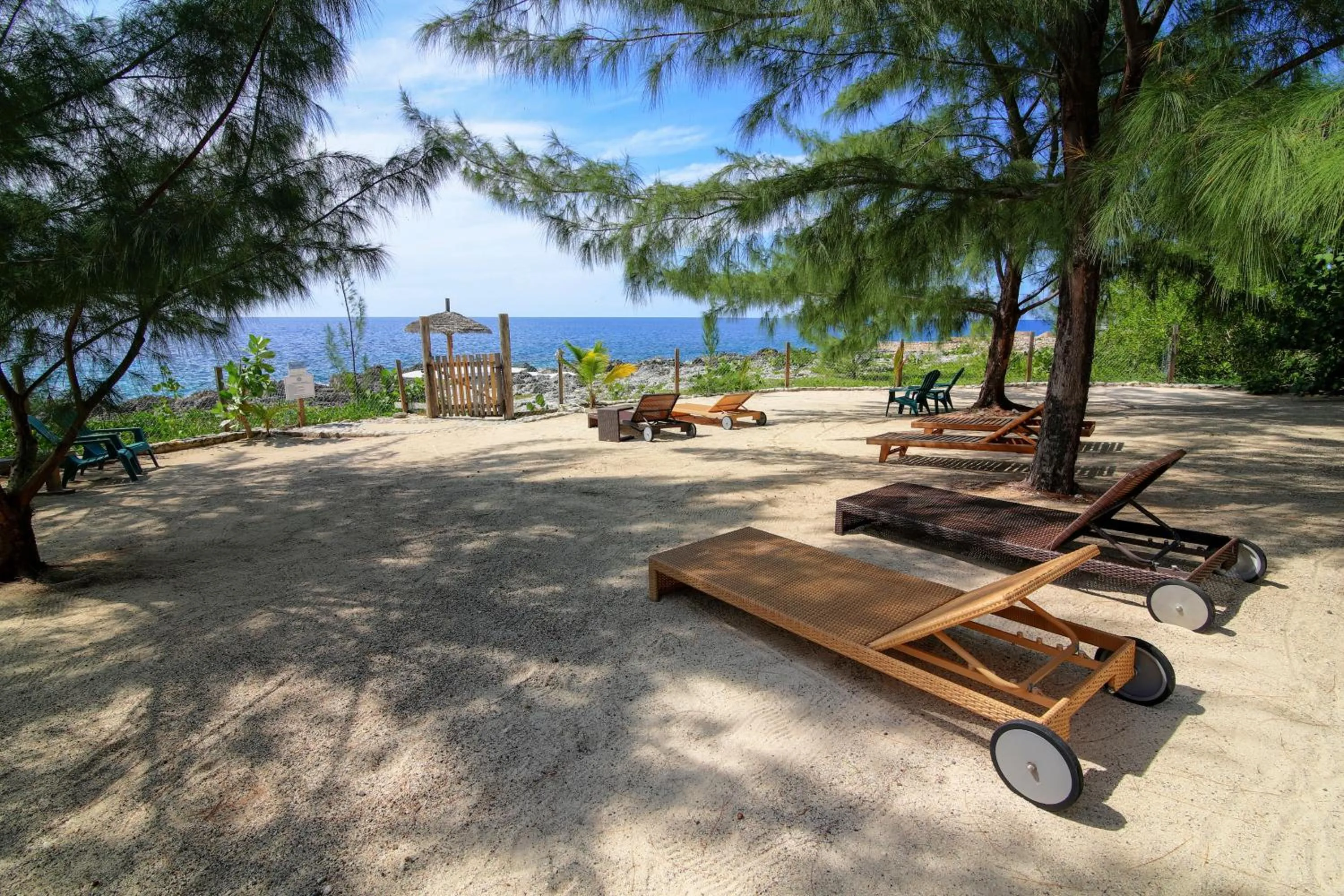 Seating area in Tingalaya's Retreat