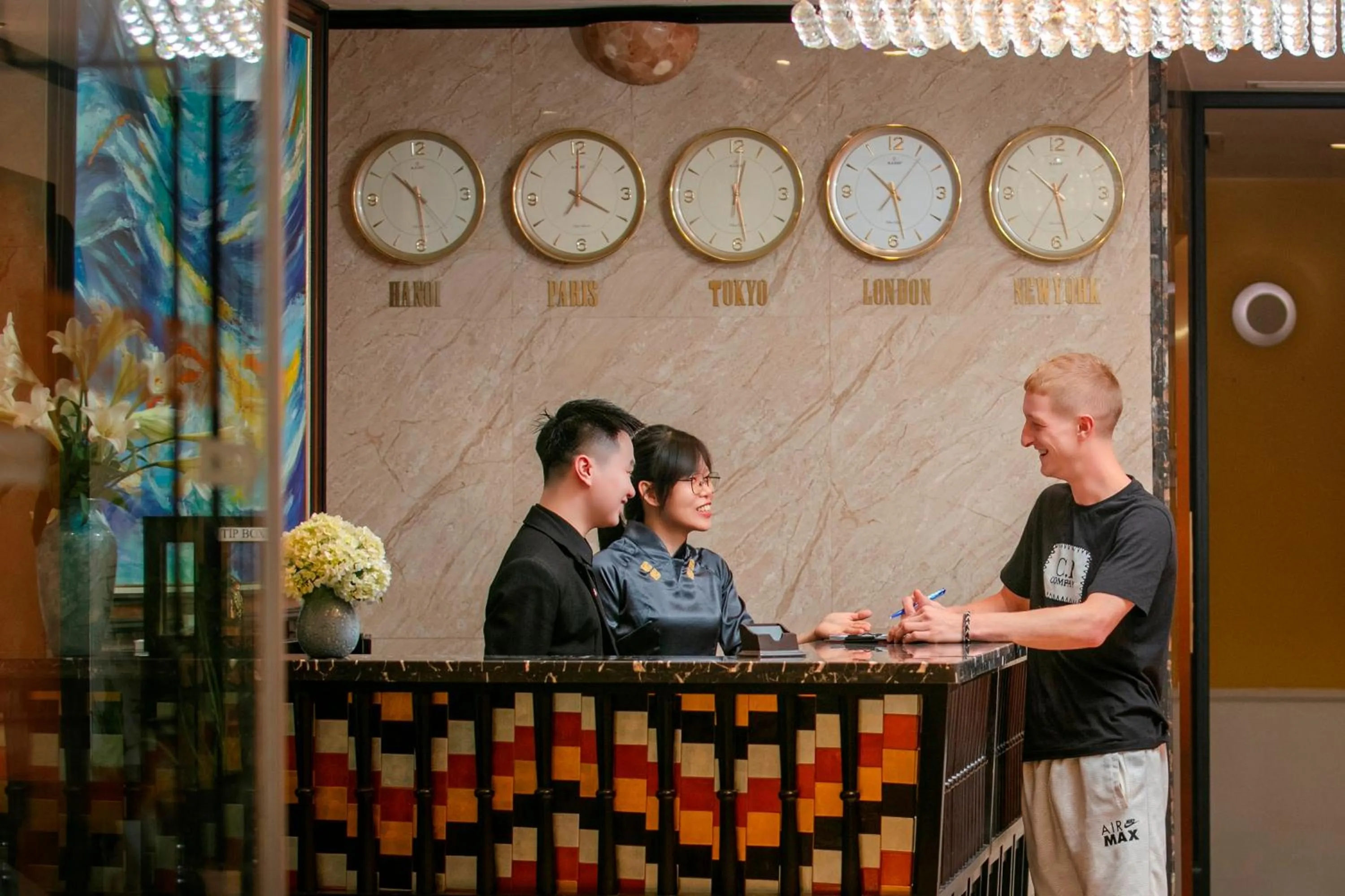 Lobby or reception in Kén Hotel by Connek