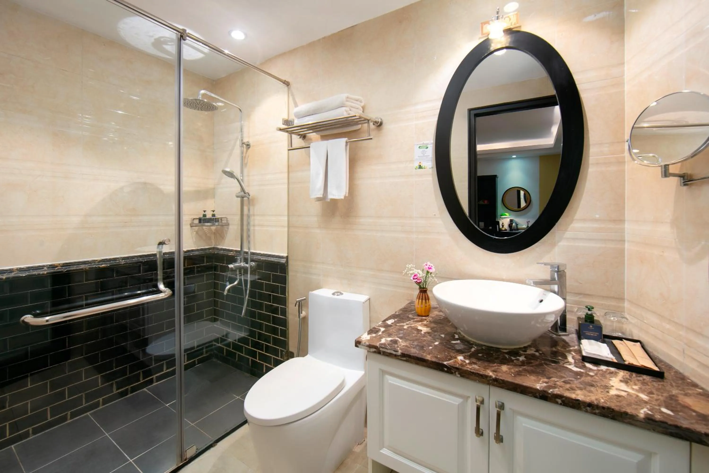 Kén Hotel by Connek