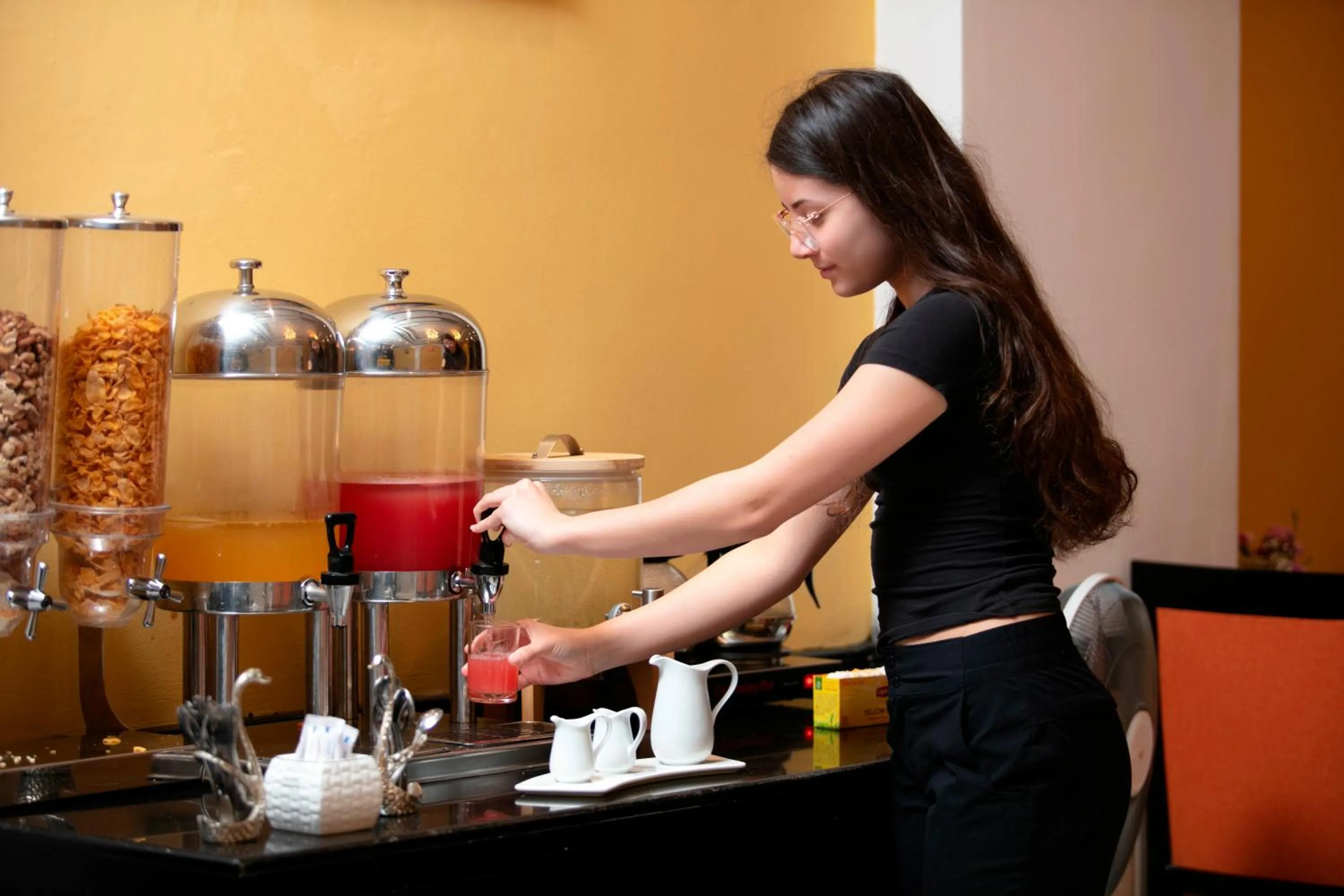 Buffet breakfast in Kén Hotel by Connek