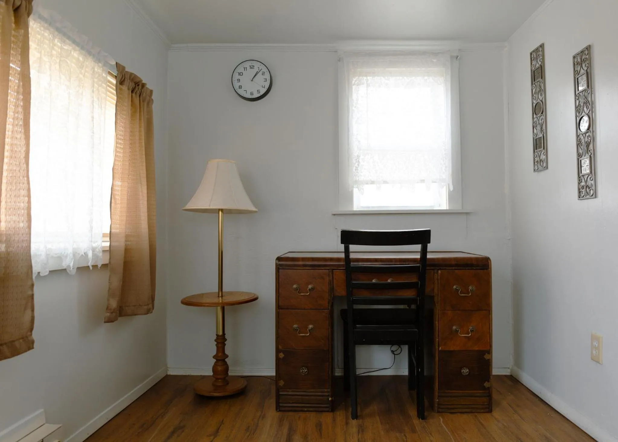 Living room in East Side Motel & Cabins