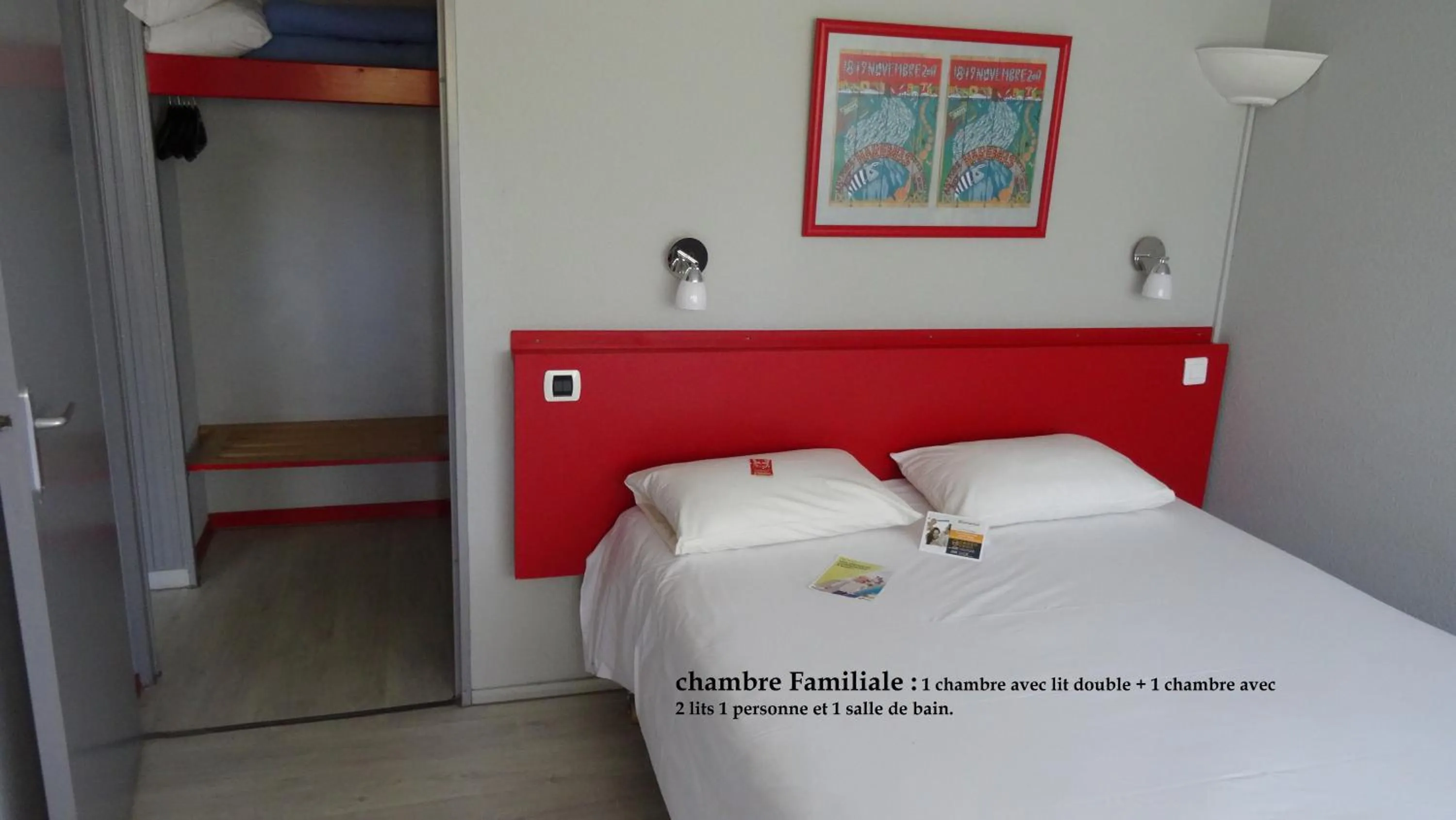 Photo of the whole room, Bed in Initial by balladins Dieppe