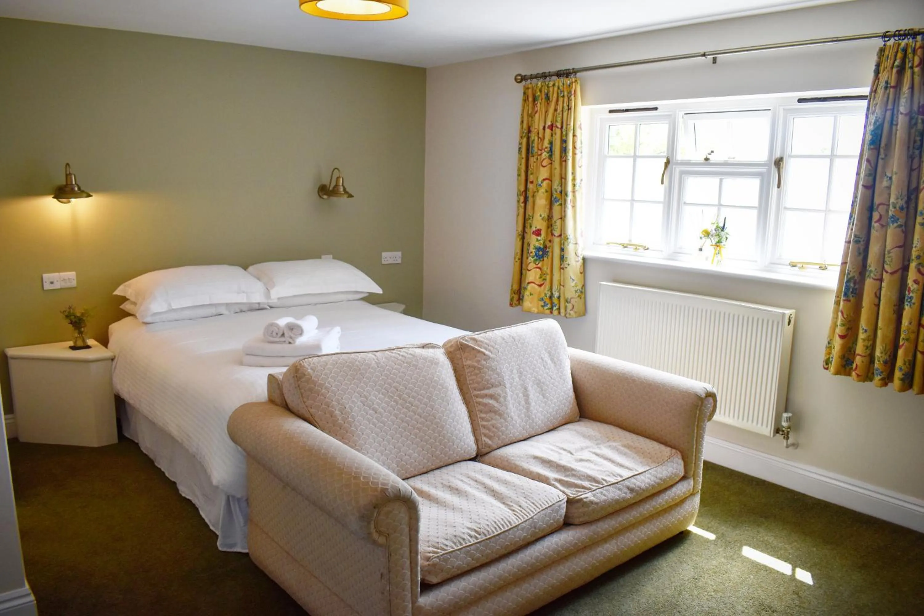 Bed in The Roebuck Inn