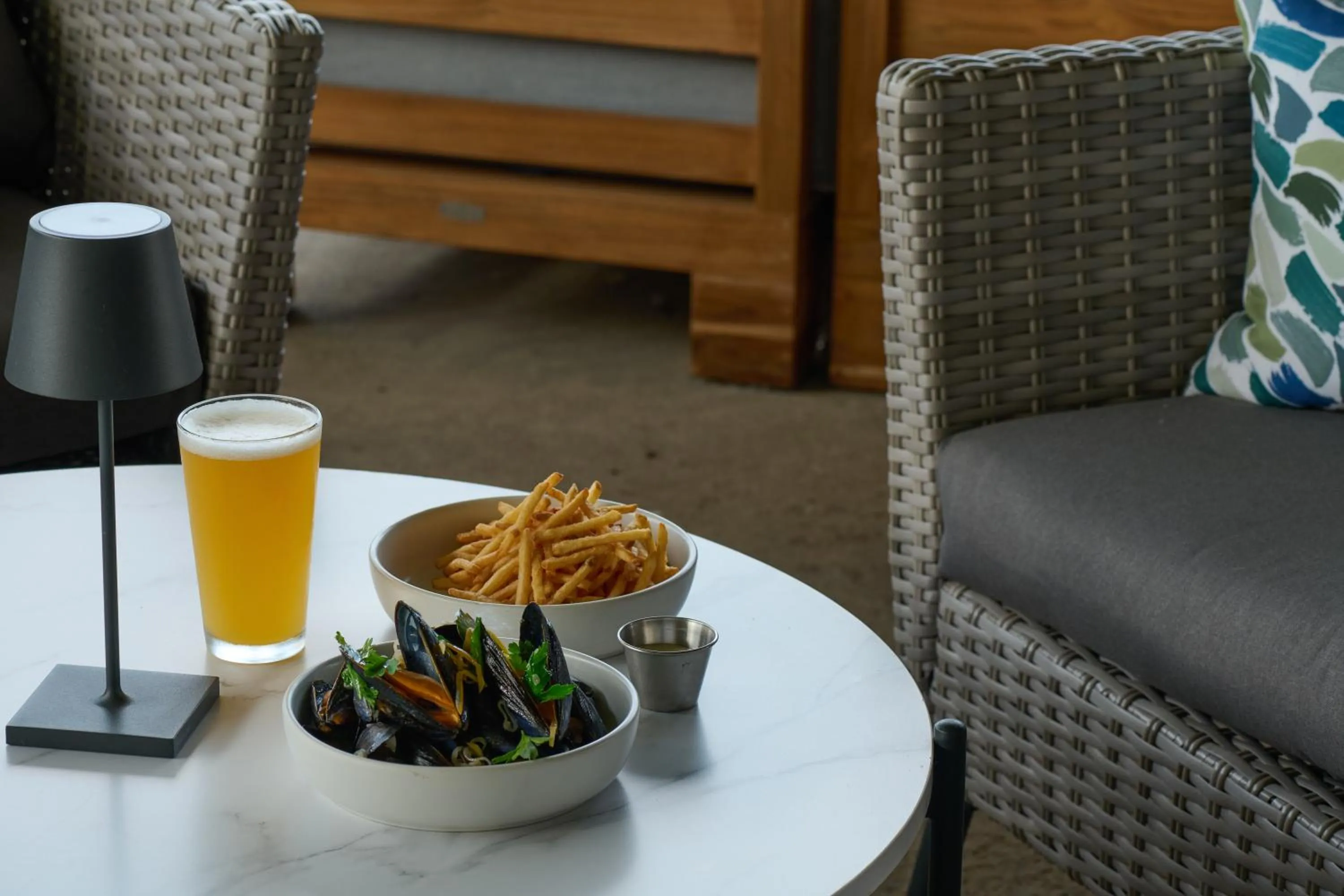 Food and drinks in Hutton Brickyards Riverfront Hotel & Venue