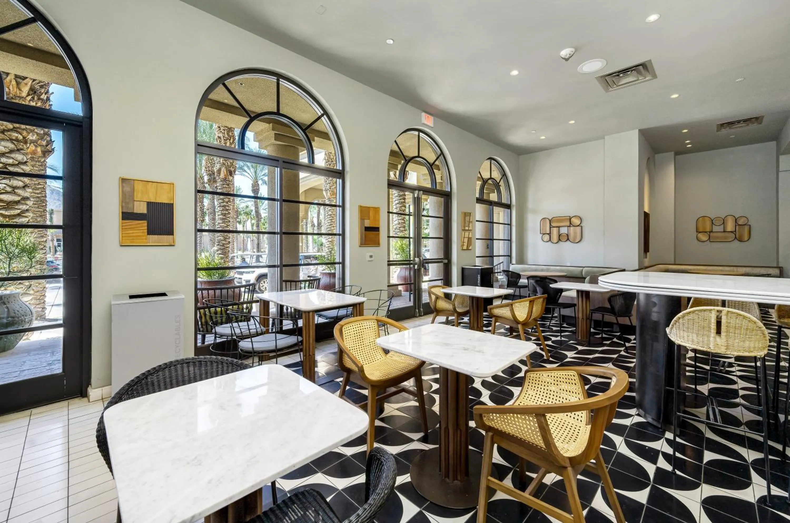 Coffee/tea facilities in Grand Hyatt Indian Wells Resort & Villas