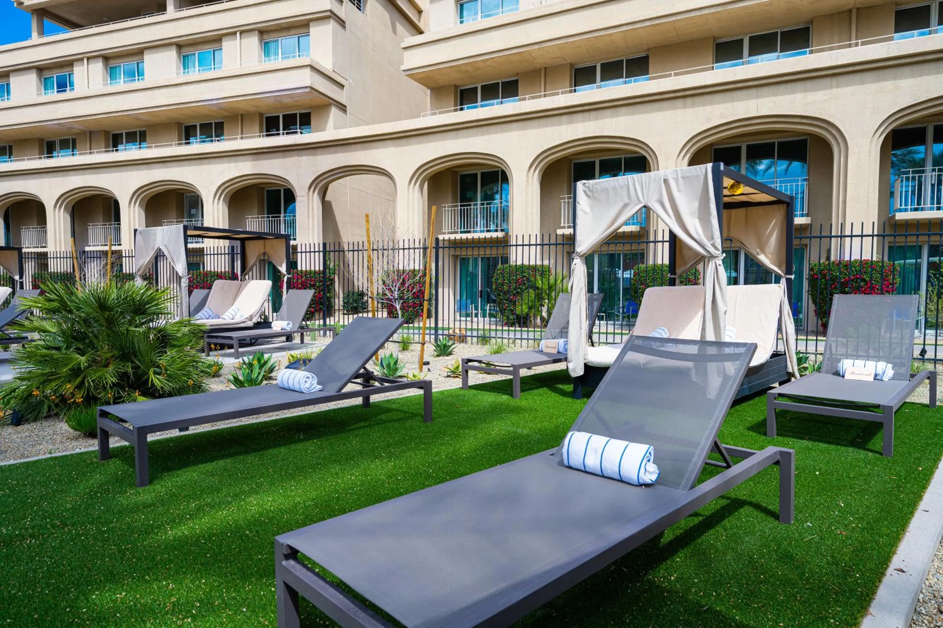 Spring in Grand Hyatt Indian Wells Resort & Villas