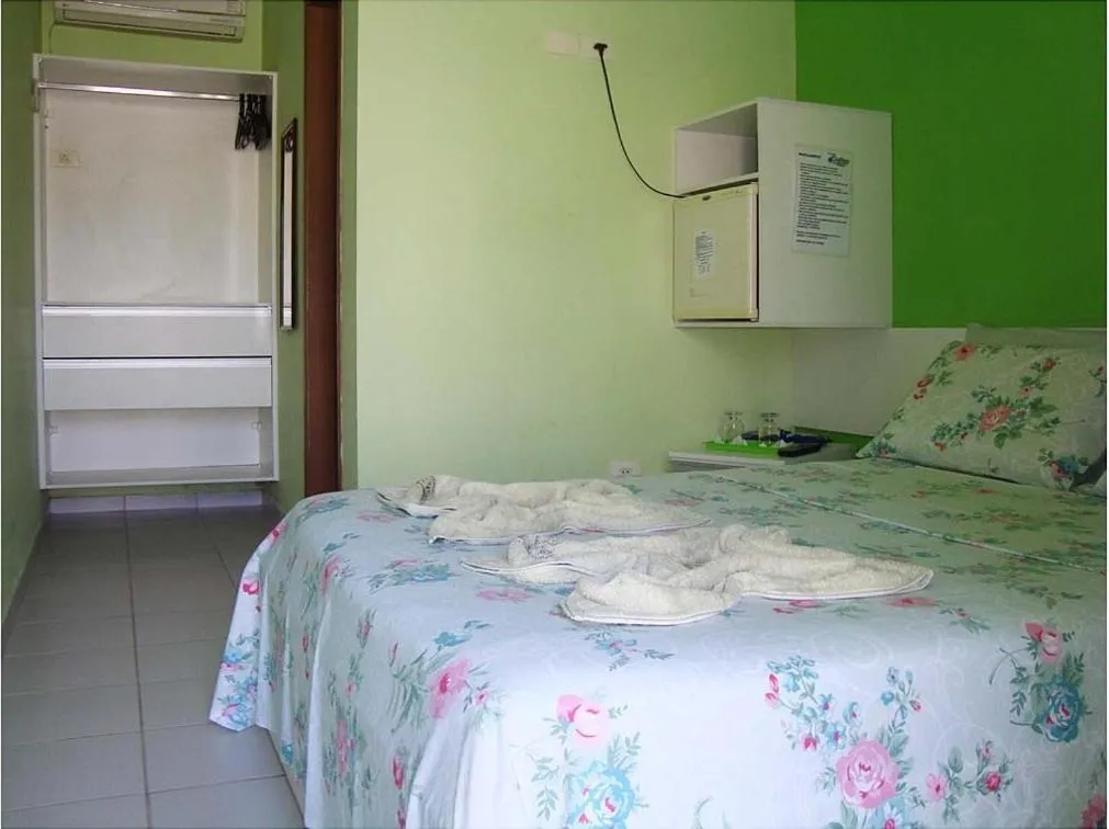 Photo of the whole room, Bed in Pousada Ouriço