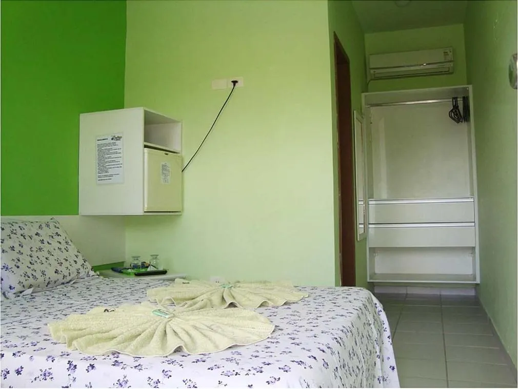 Photo of the whole room, Bed in Pousada Ouriço