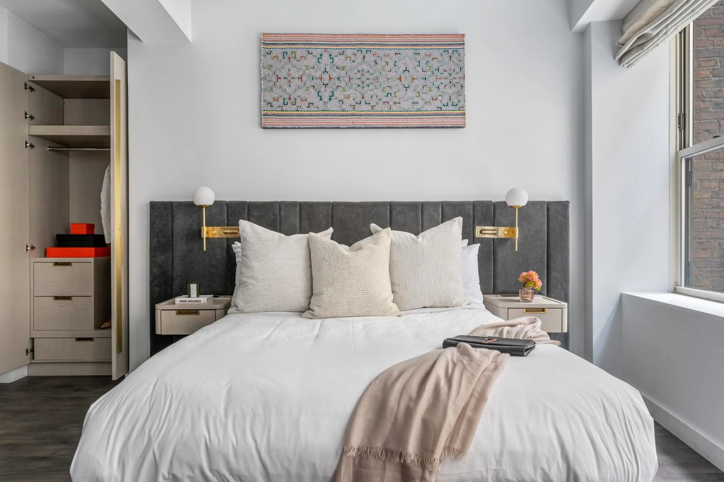 Bed in Sonder City Hall Park