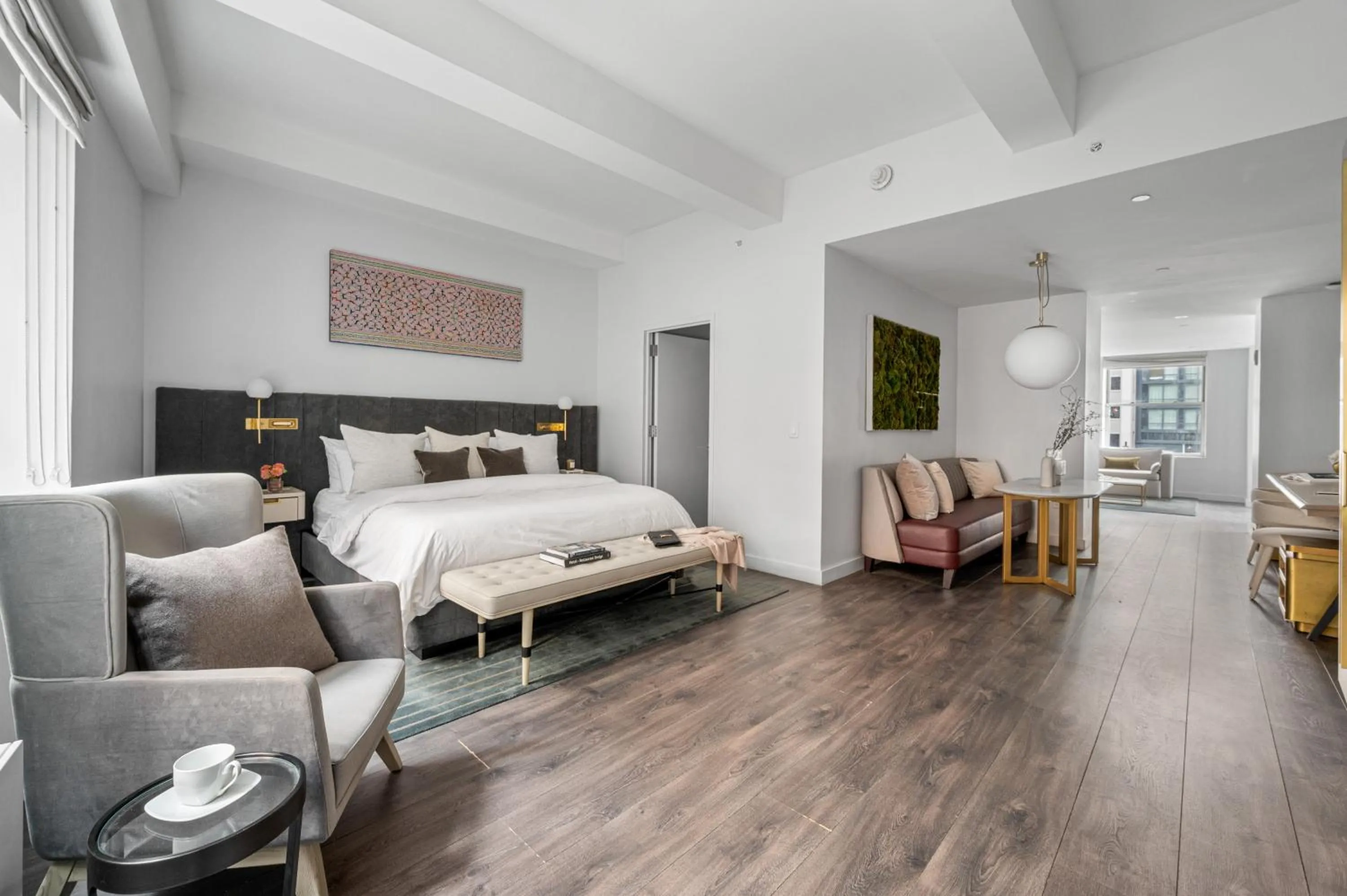 Bed in Sonder City Hall Park