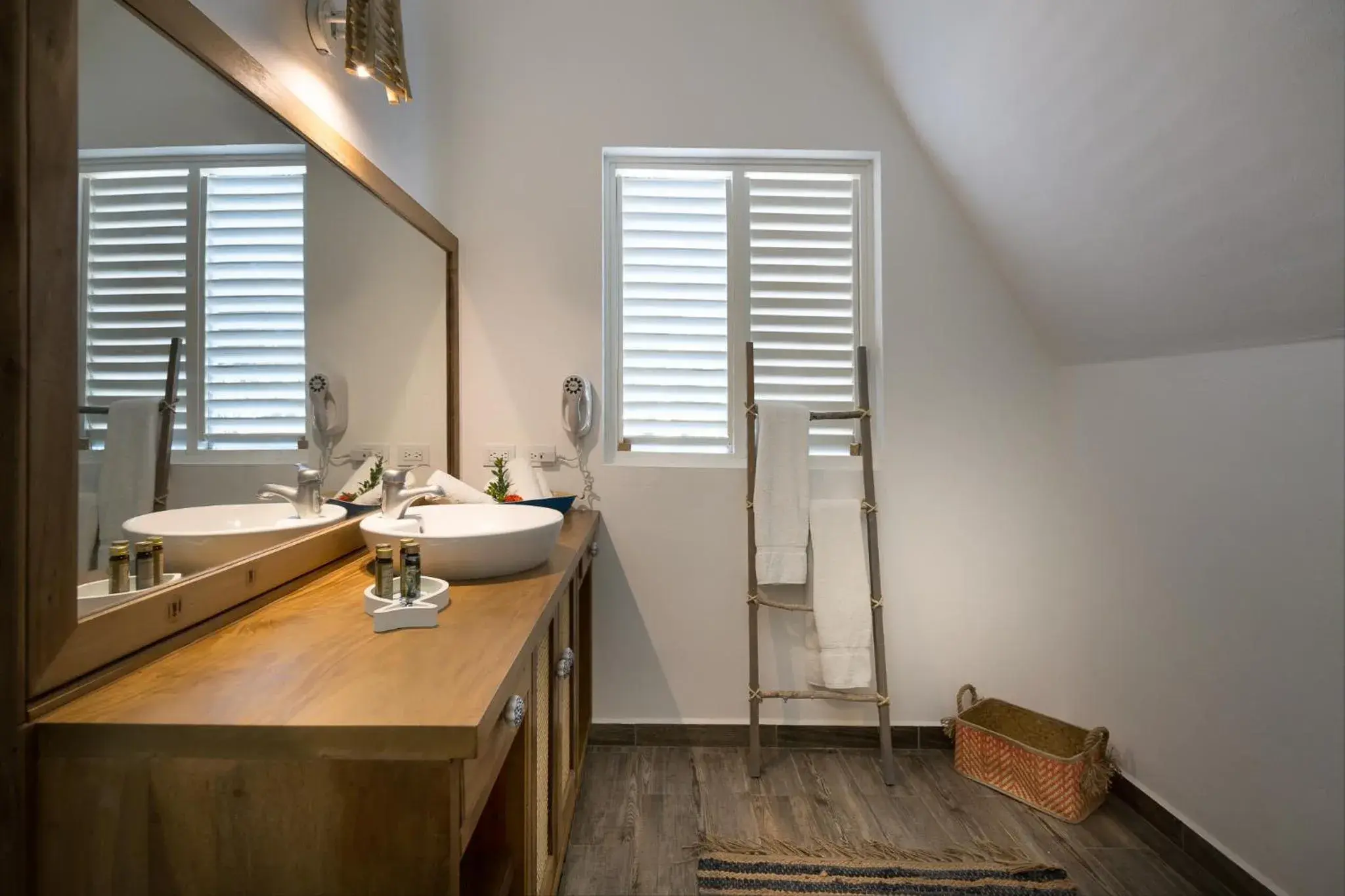 Family Bungalow in Punta Rucia Lodge Hotel Boutique & Spa Family Bungalow in Punta Rucia Lodge Hotel Boutique & Spa