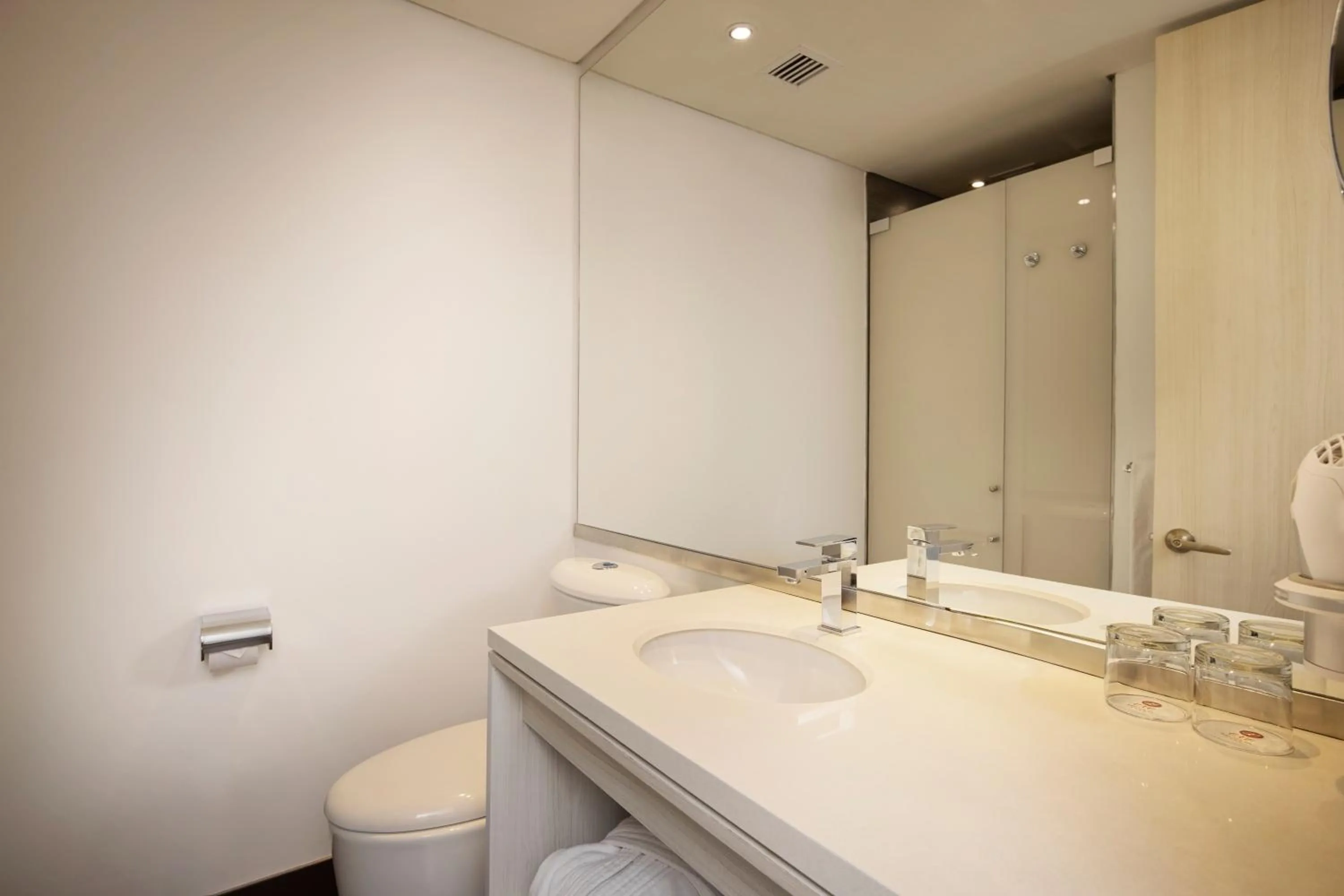 Toilet in Exe Bacata 95