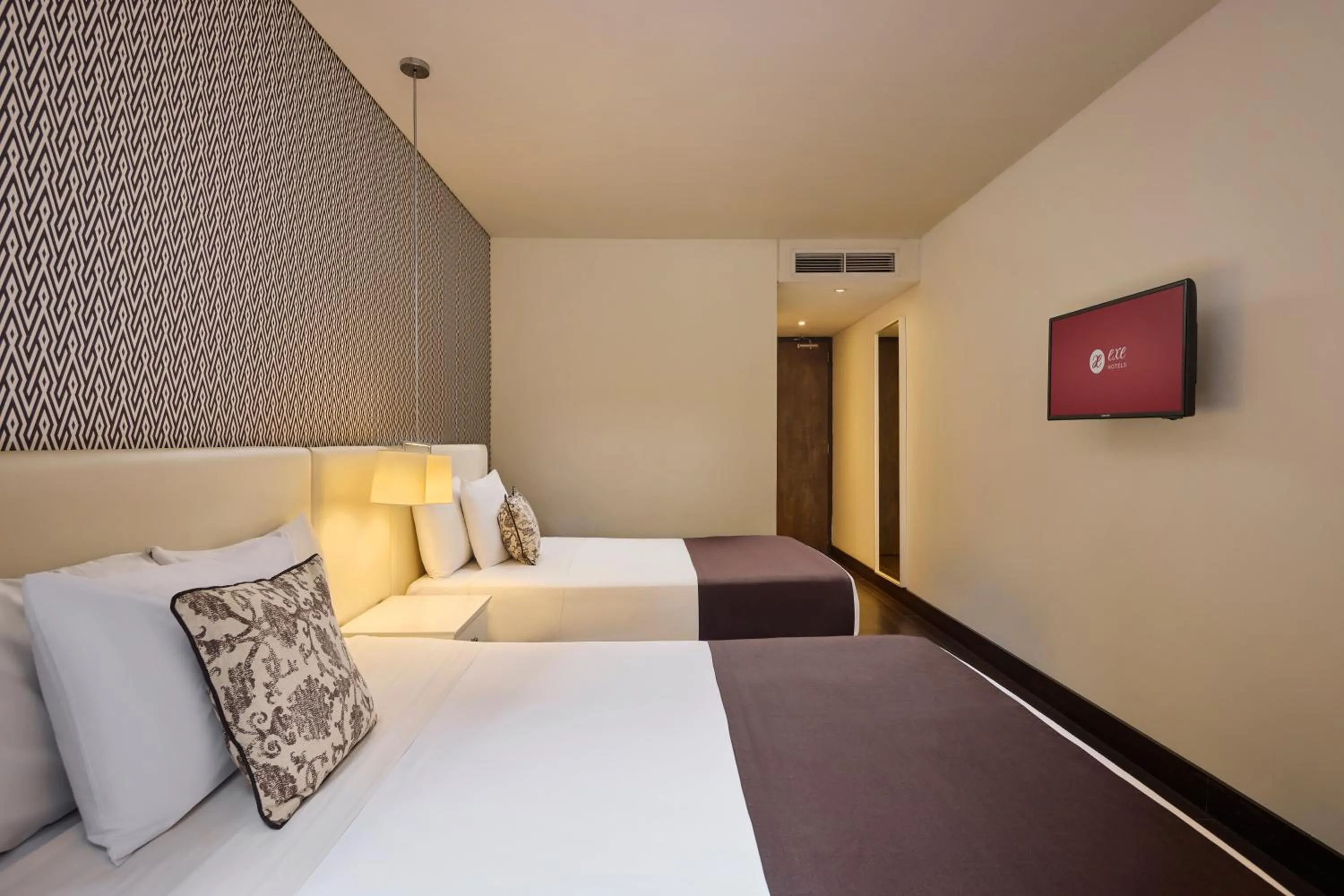 Photo of the whole room, Bed in Exe Bacata 95