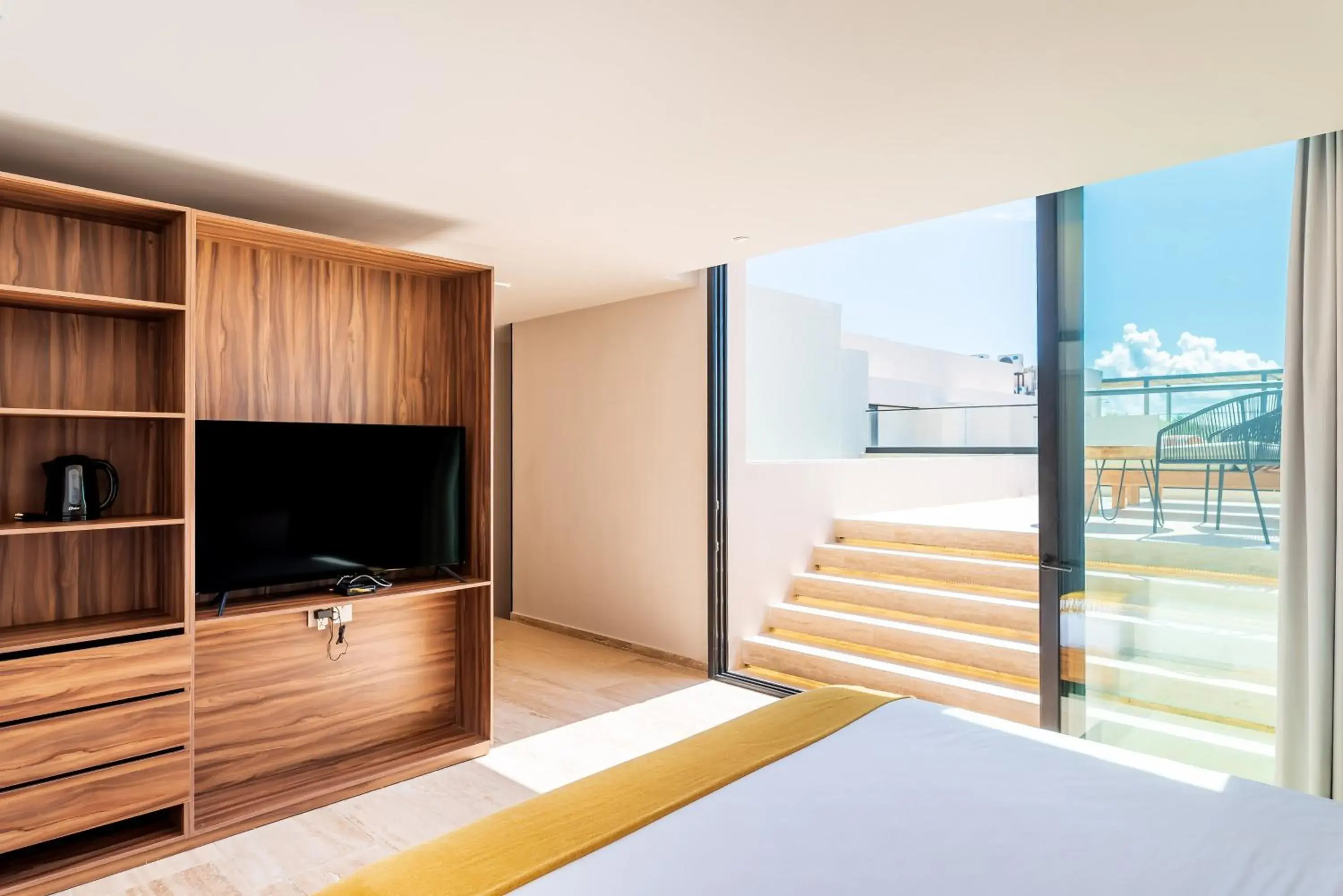 Luxury Four Bedroom Penthouse with Private Pool in Kaab South Beach by The Spot Rentals Luxury Four Bedroom Penthouse with Private Pool in Kaab South Beach by The Spot Rentals