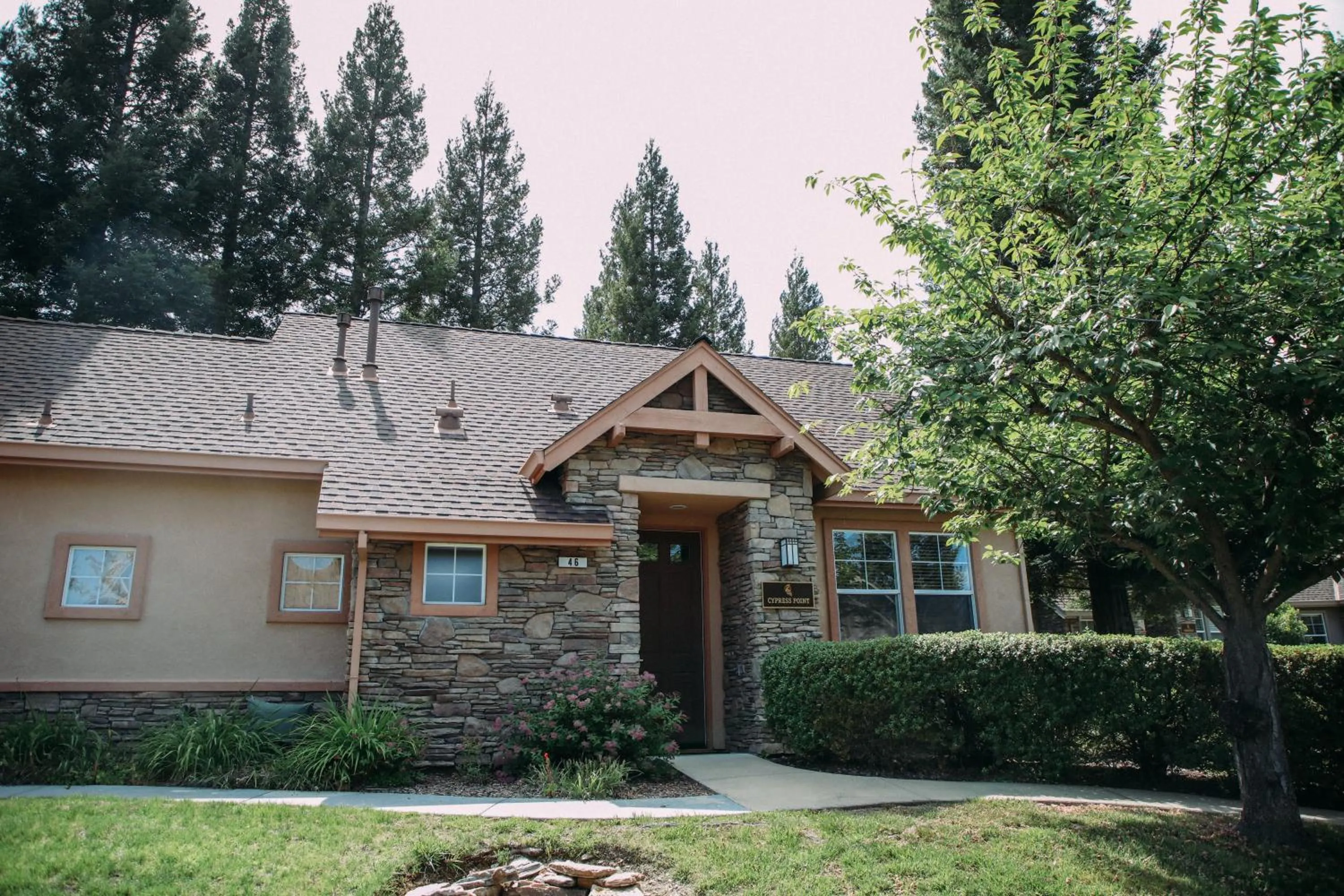 Gateway Hotel, Trademark Collection by Wyndham