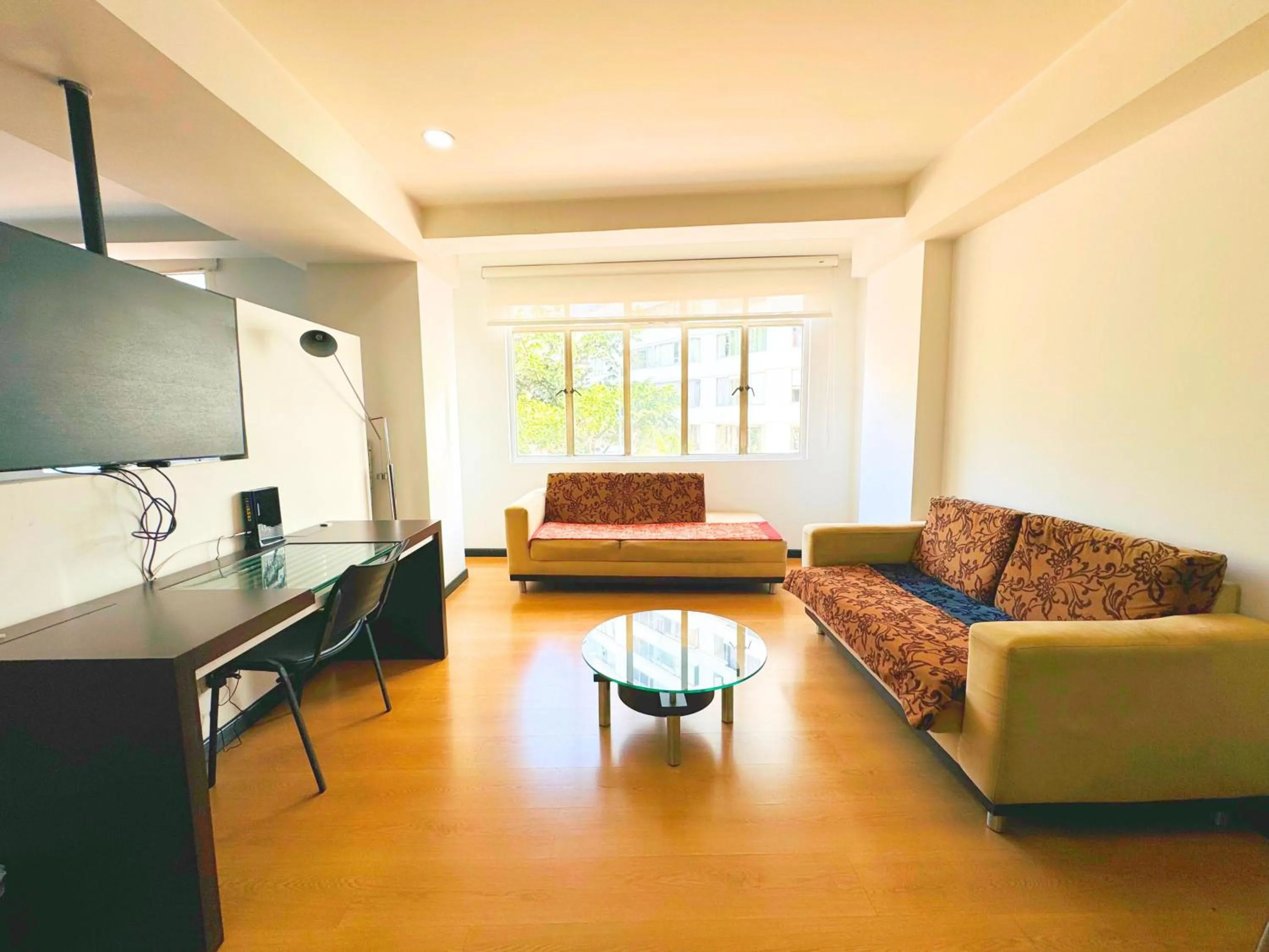 Living room in Aparta Suite Continental Bogotá