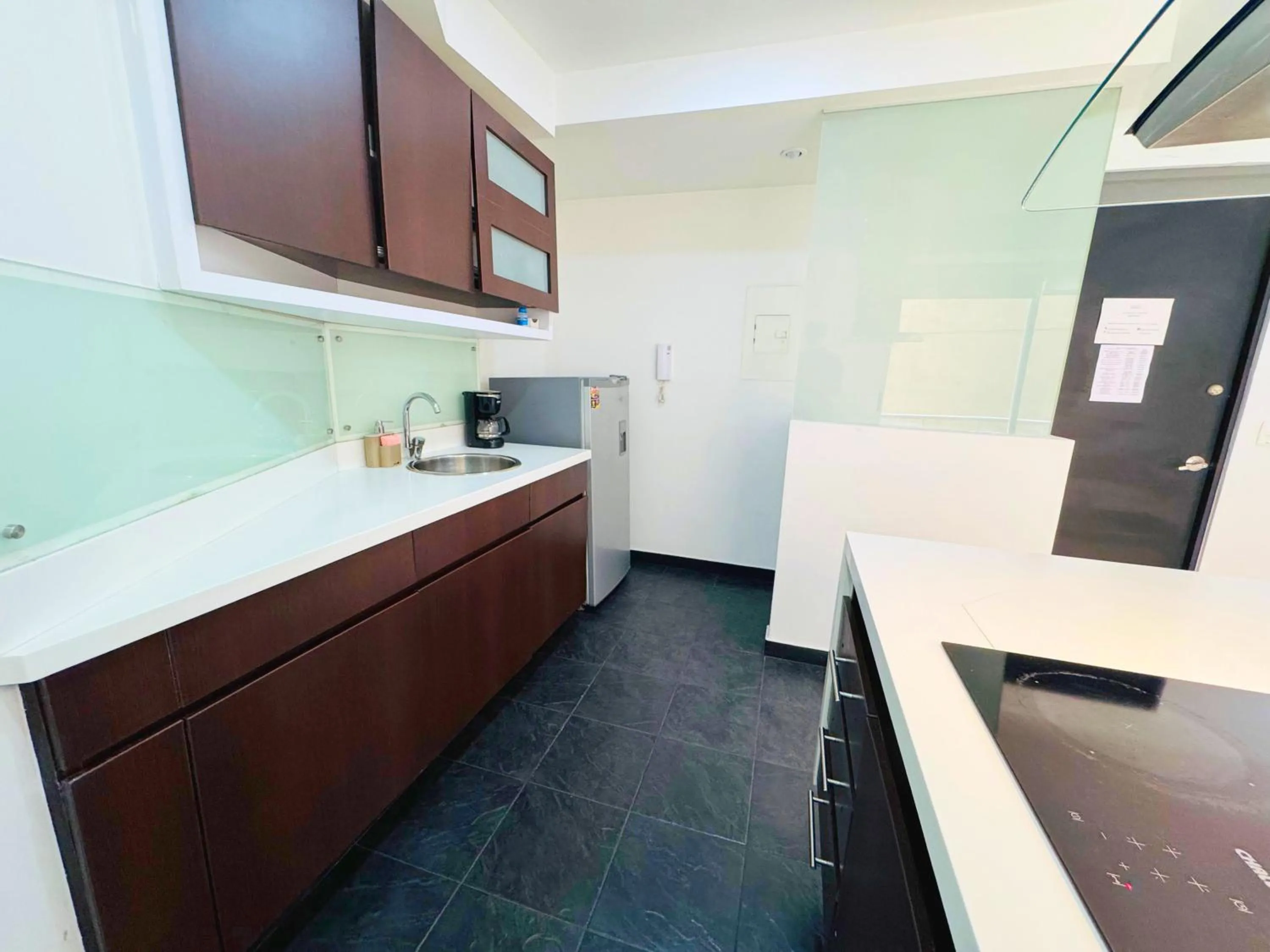 Kitchen or kitchenette in Aparta Suite Continental Bogotá