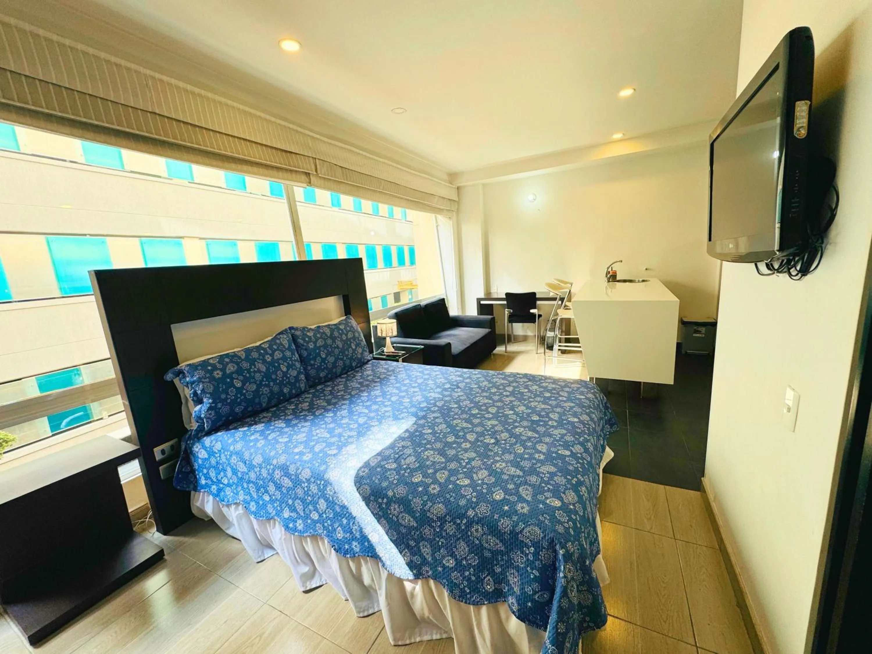 Bed in Aparta Suite Continental Bogotá