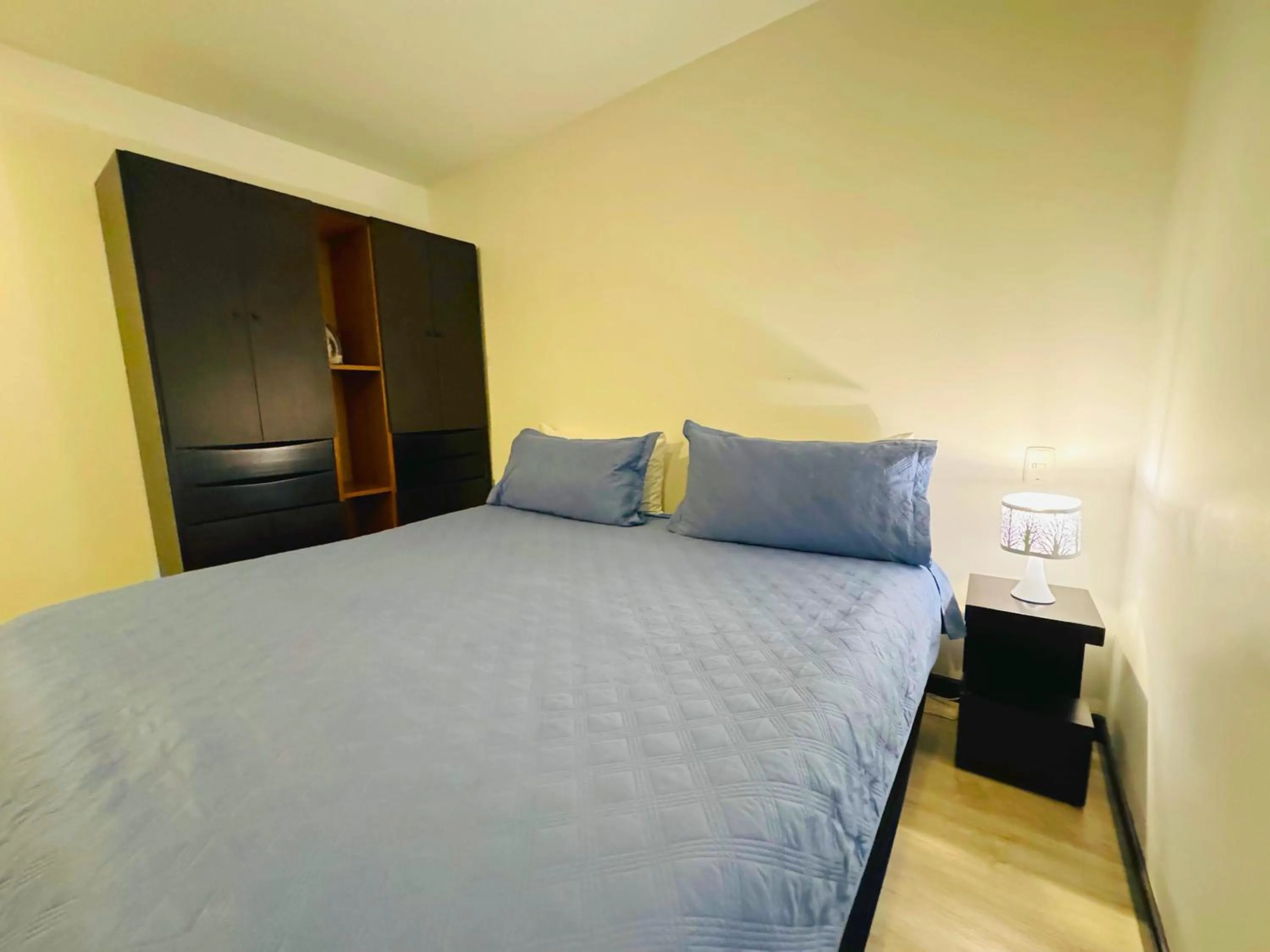 Bed in Aparta Suite Continental Bogotá