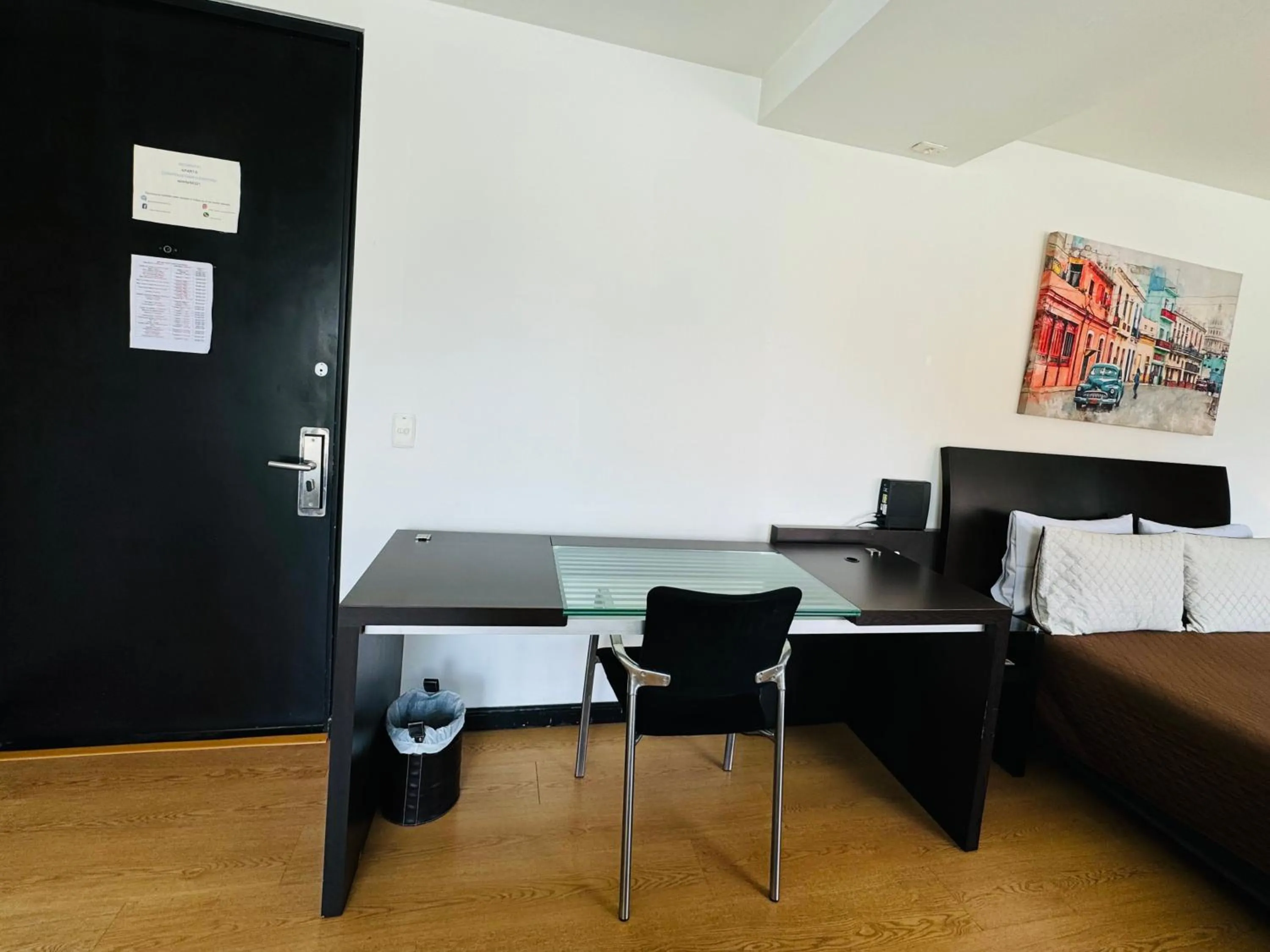 Bed in Aparta Suite Continental Bogotá