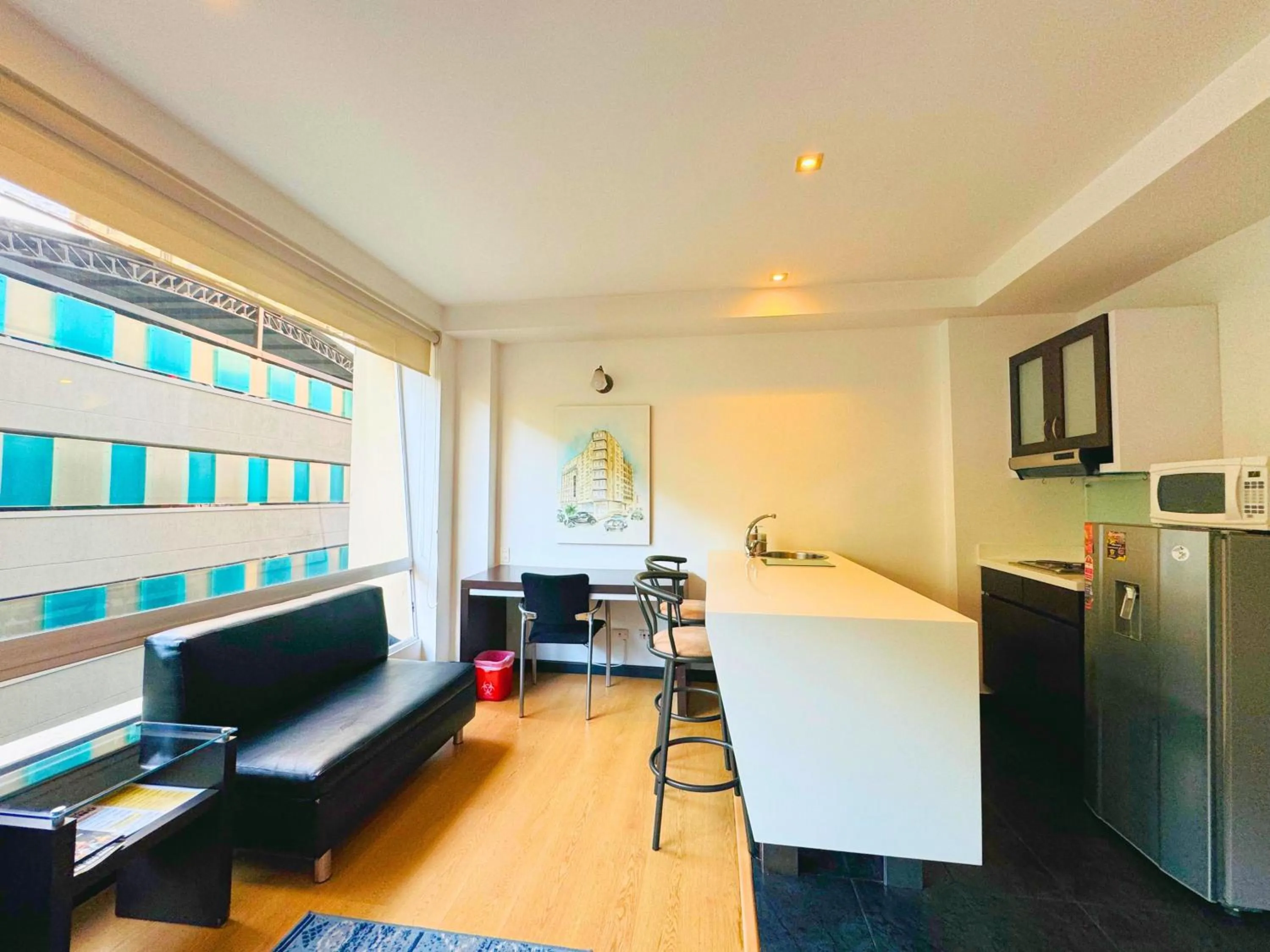 Kitchen or kitchenette in Aparta Suite Continental Bogotá