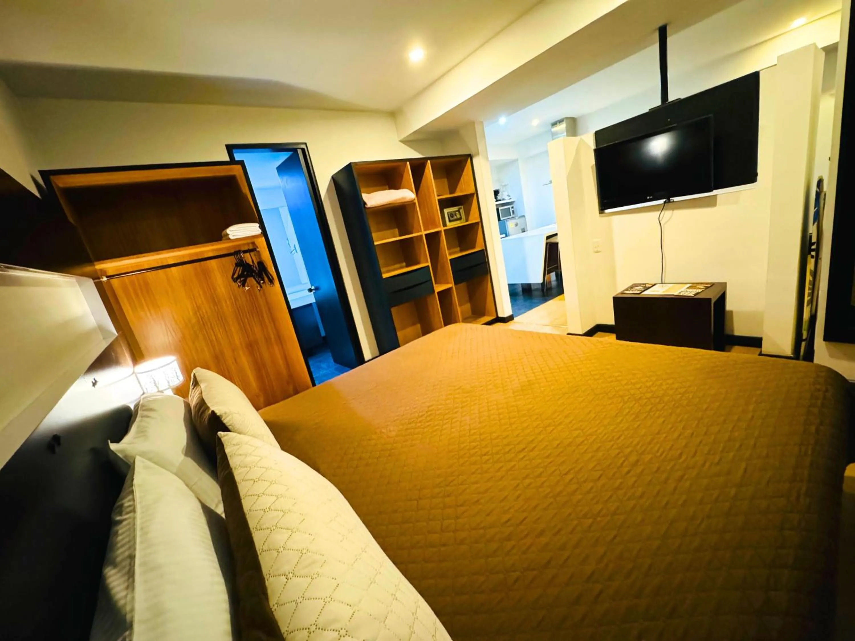 Bed in Aparta Suite Continental Bogotá