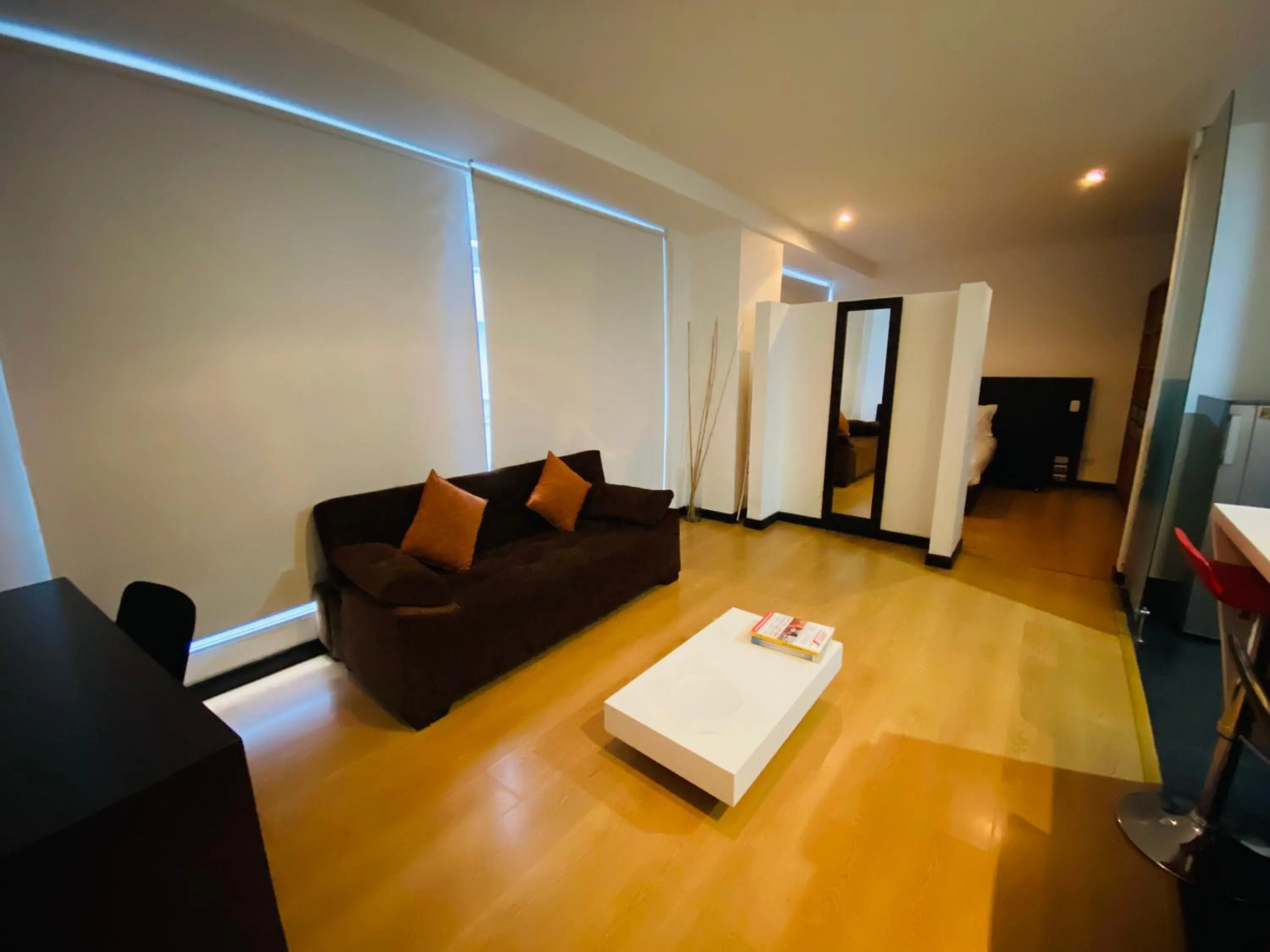 Living room in Aparta Suite Continental Bogotá
