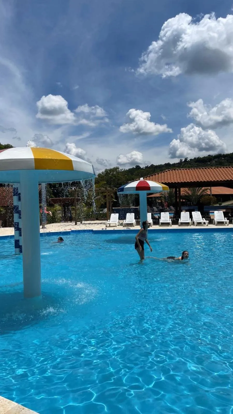Swimming pool in Hotel Campestre Atibaia