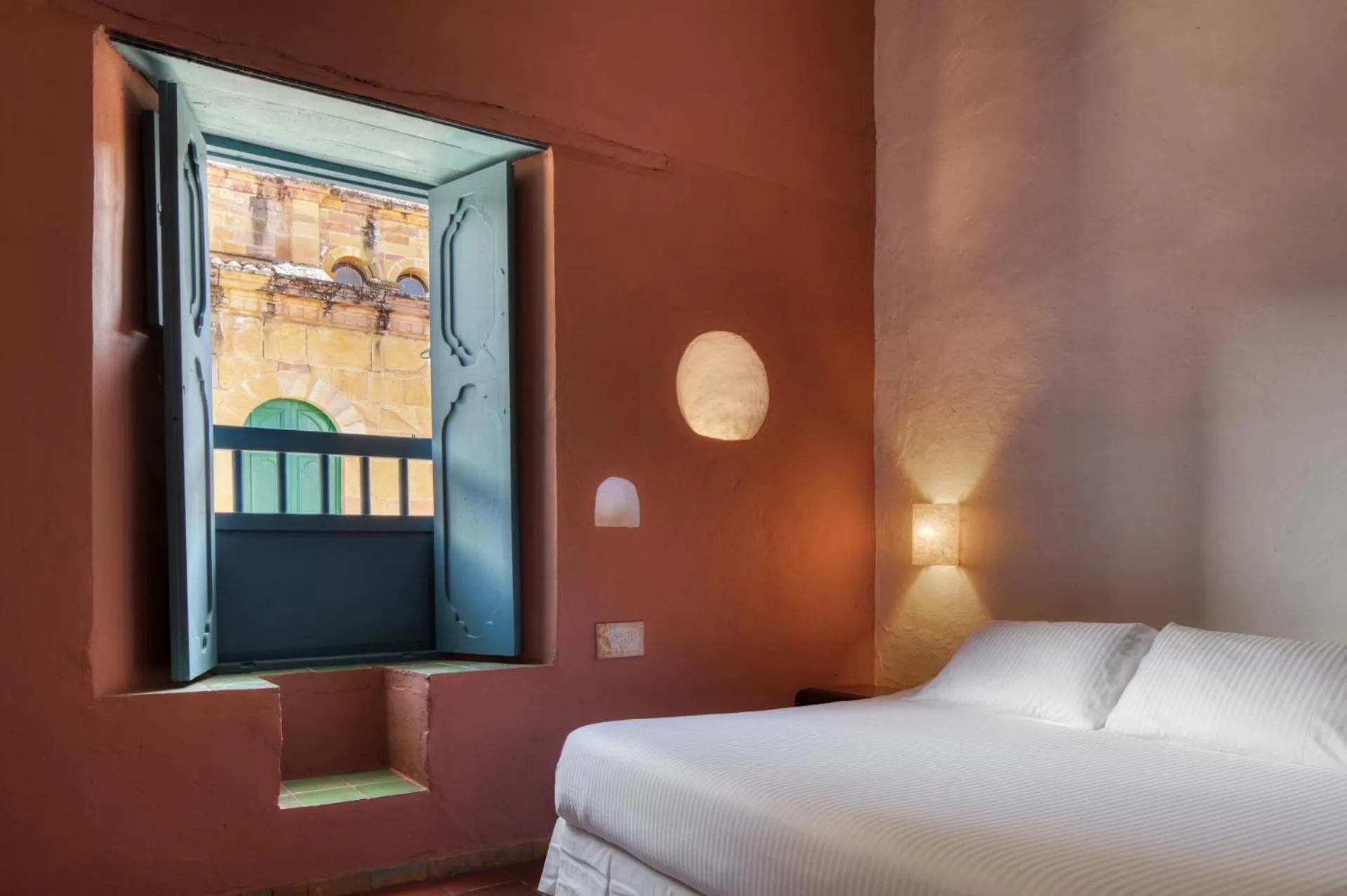 Photo of the whole room, Bed in Posada del Campanario