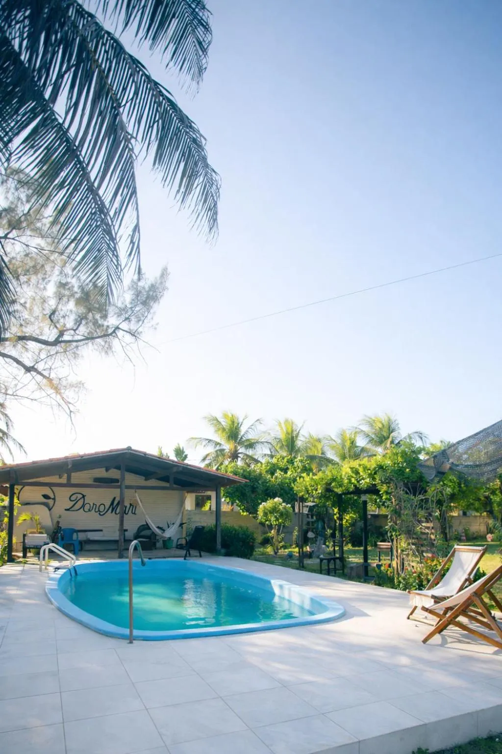Swimming pool in Pousada Doromari