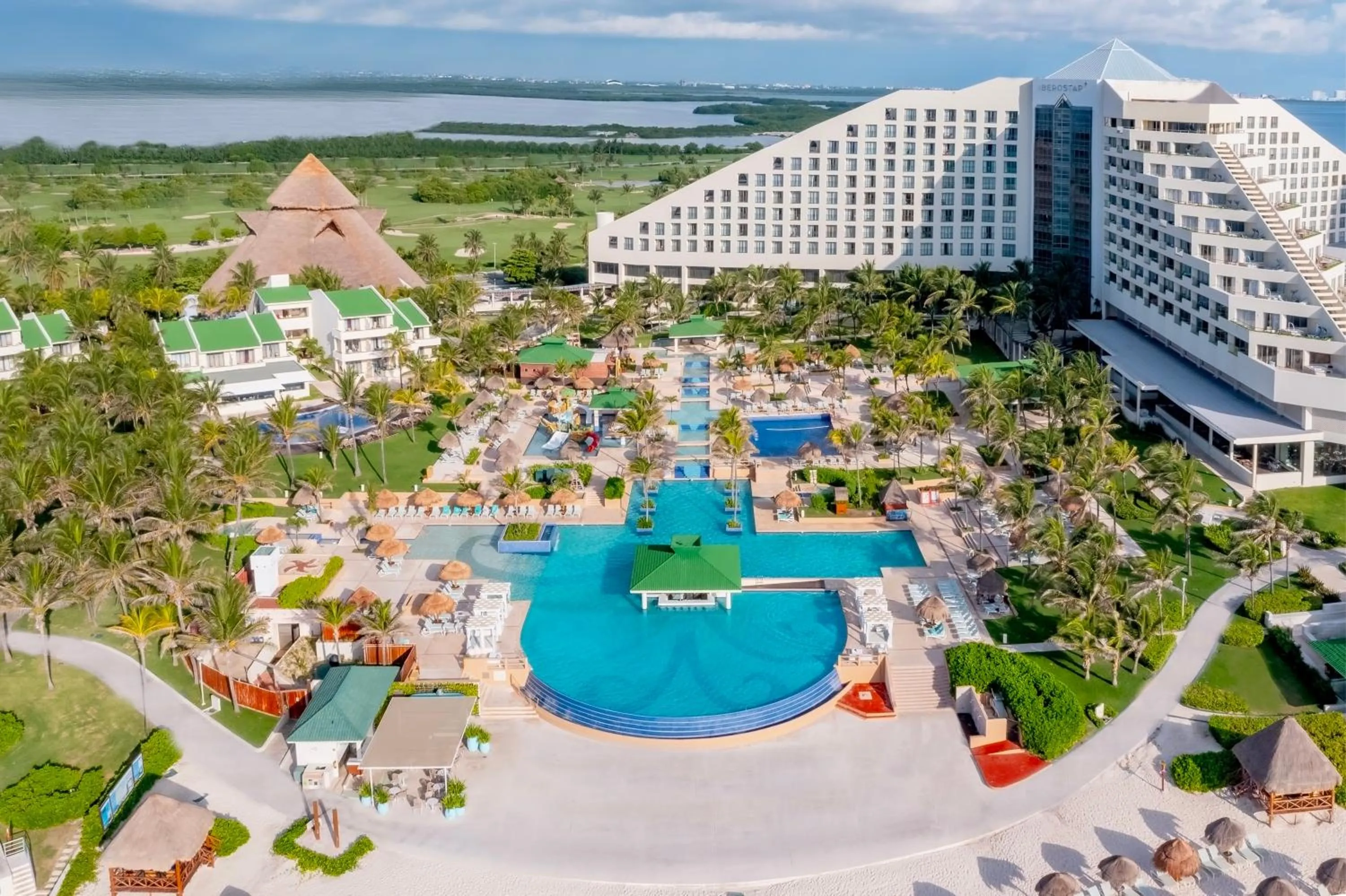Bird's eye view in Iberostar Selection Cancun - All Inclusive