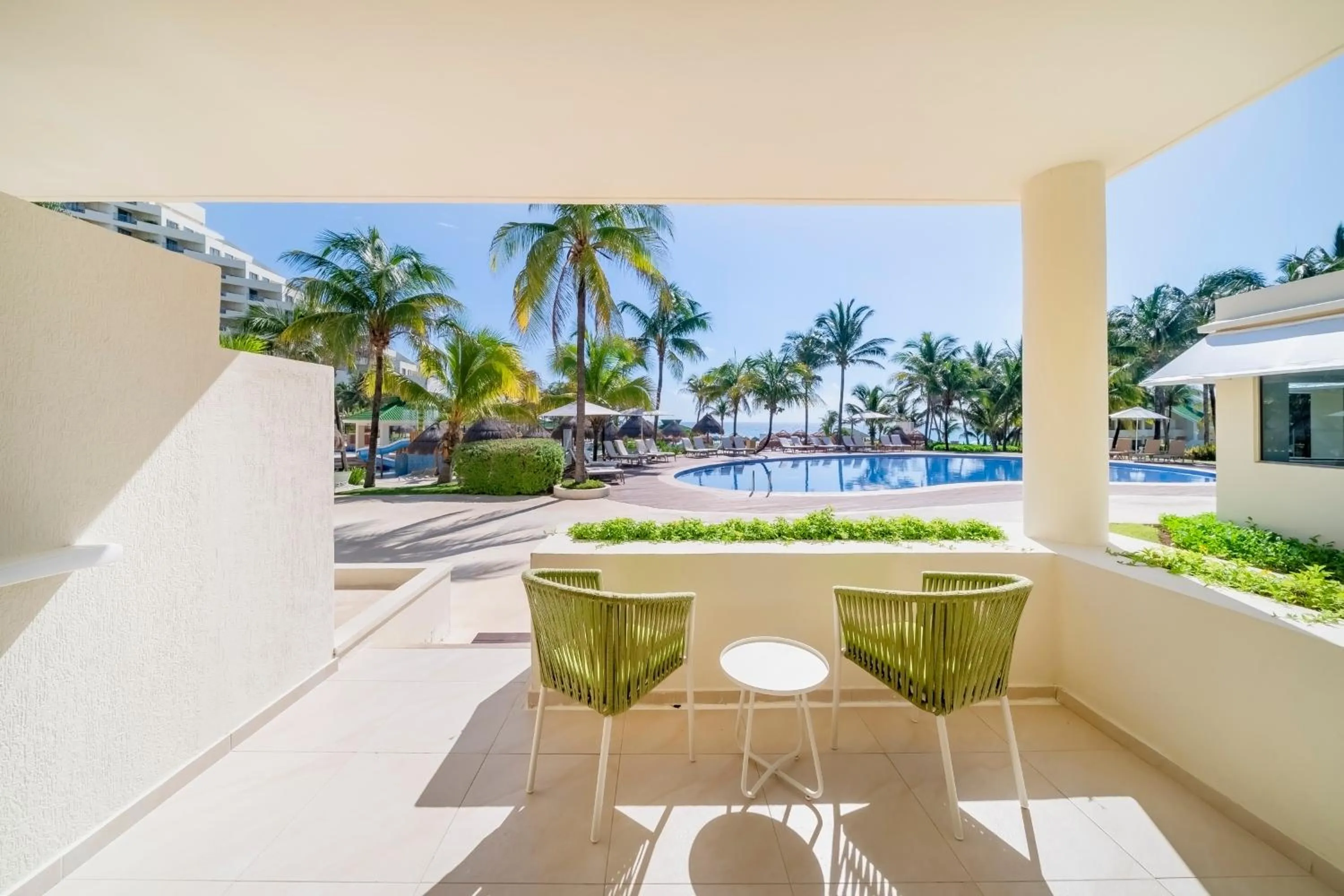 Day in Iberostar Selection Cancun - All Inclusive