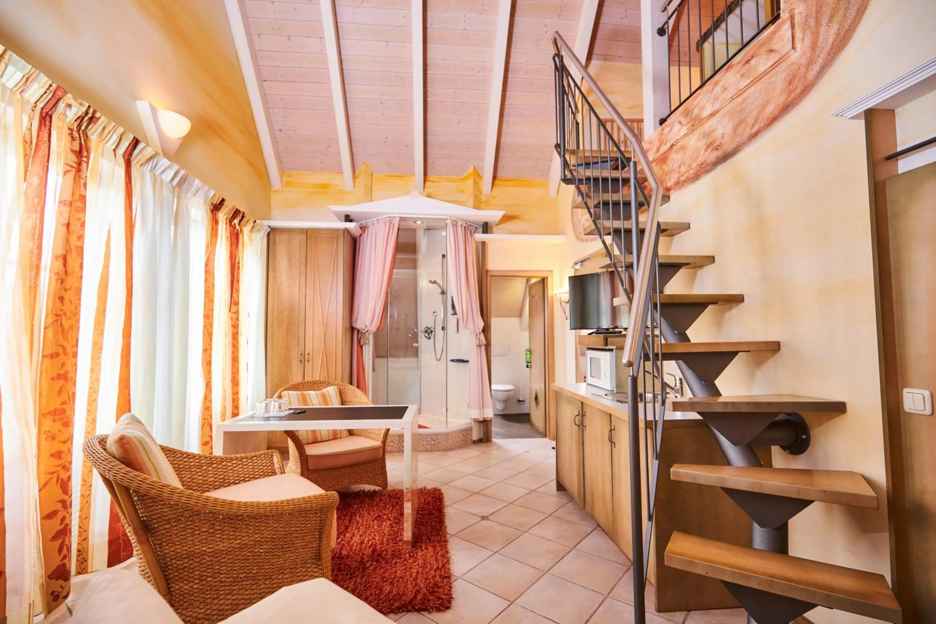 Photo of the whole room in Flair Hotel Zum Schwarzen Reiter