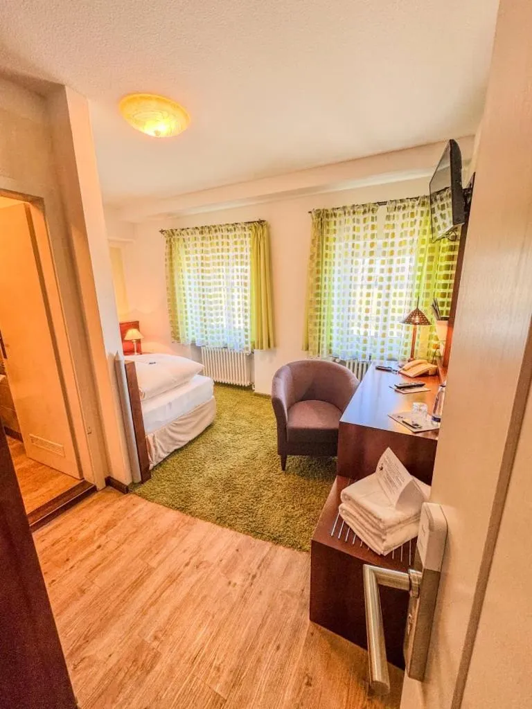 Bed in Flair Hotel Zum Schwarzen Reiter