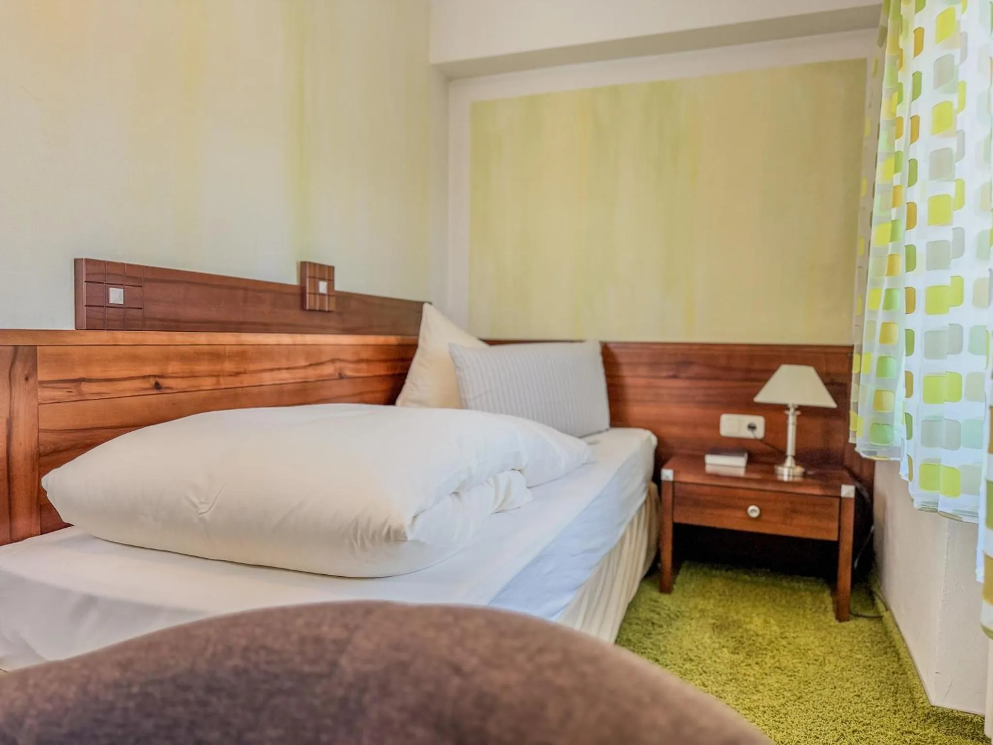 Photo of the whole room, Bed in Flair Hotel Zum Schwarzen Reiter