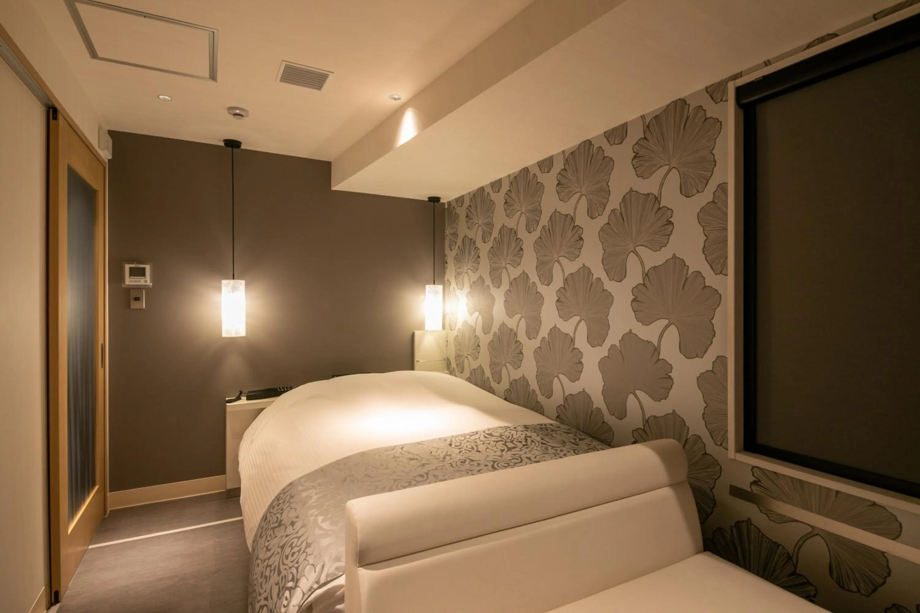 Bed in Hotel Karuta Akasaka -Adult only-