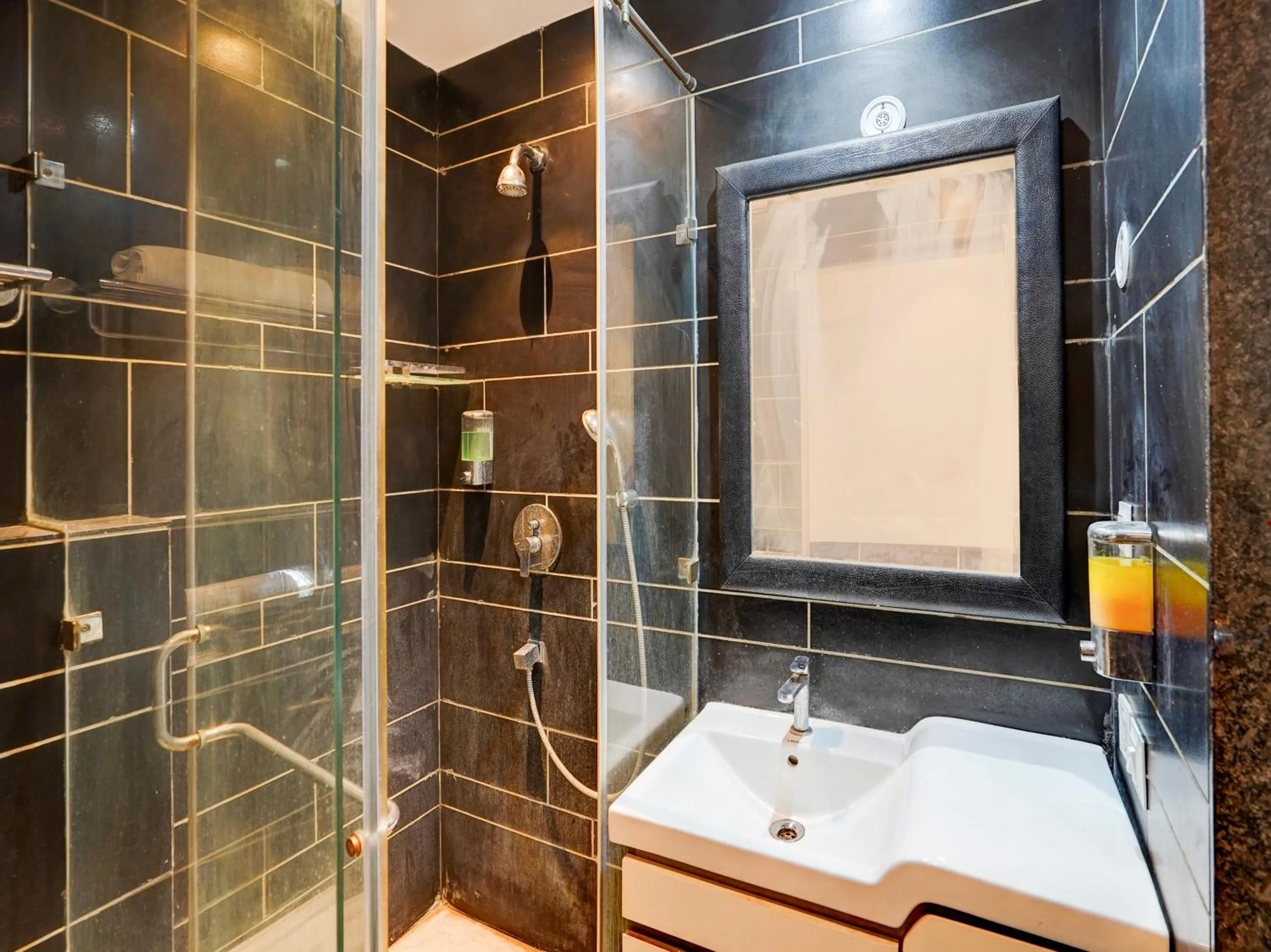 Bathroom in Townhouse Pitampura West Enclave