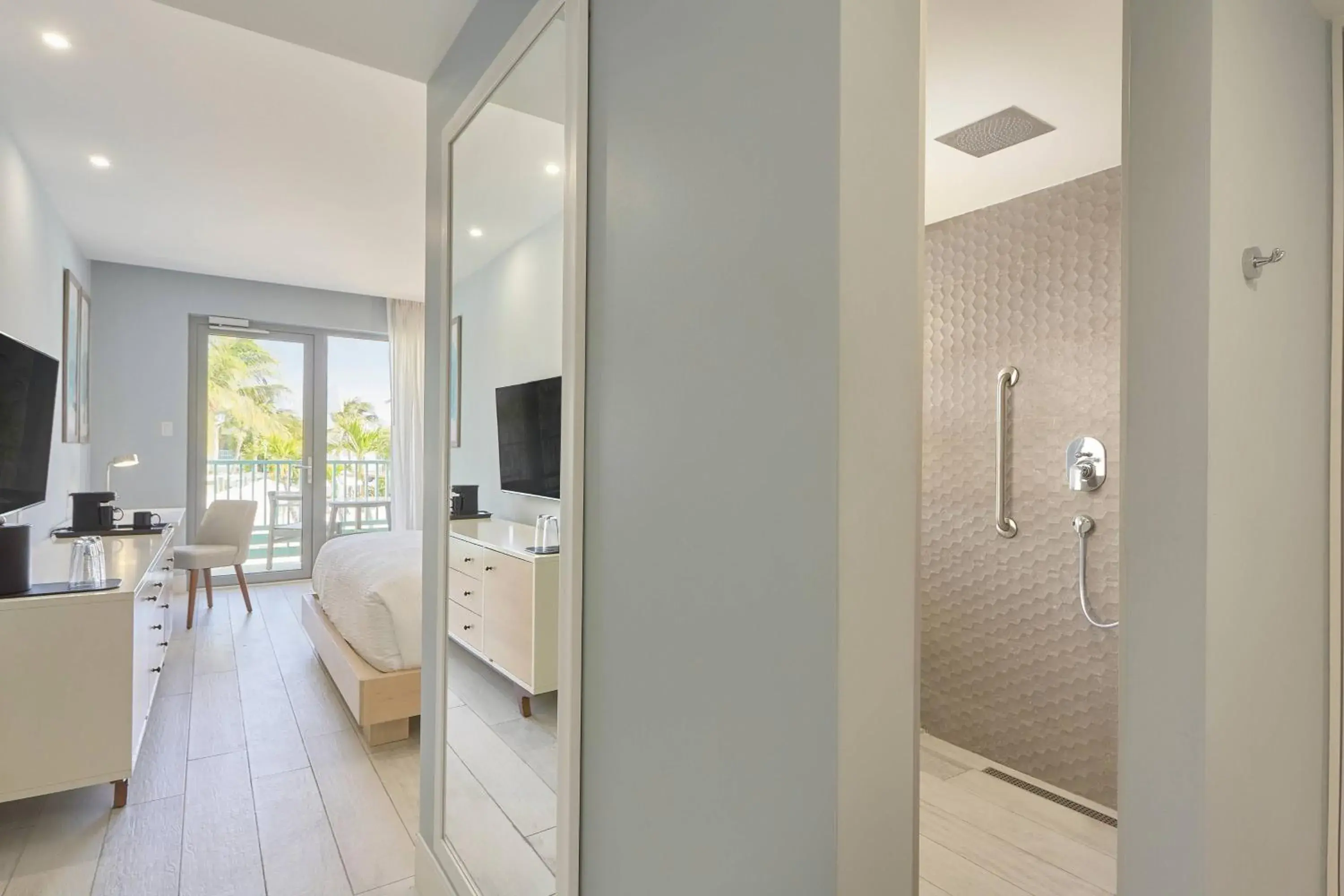 King Room in Courtyard by Marriott Aruba Resort King Room in Courtyard by Marriott Aruba Resort